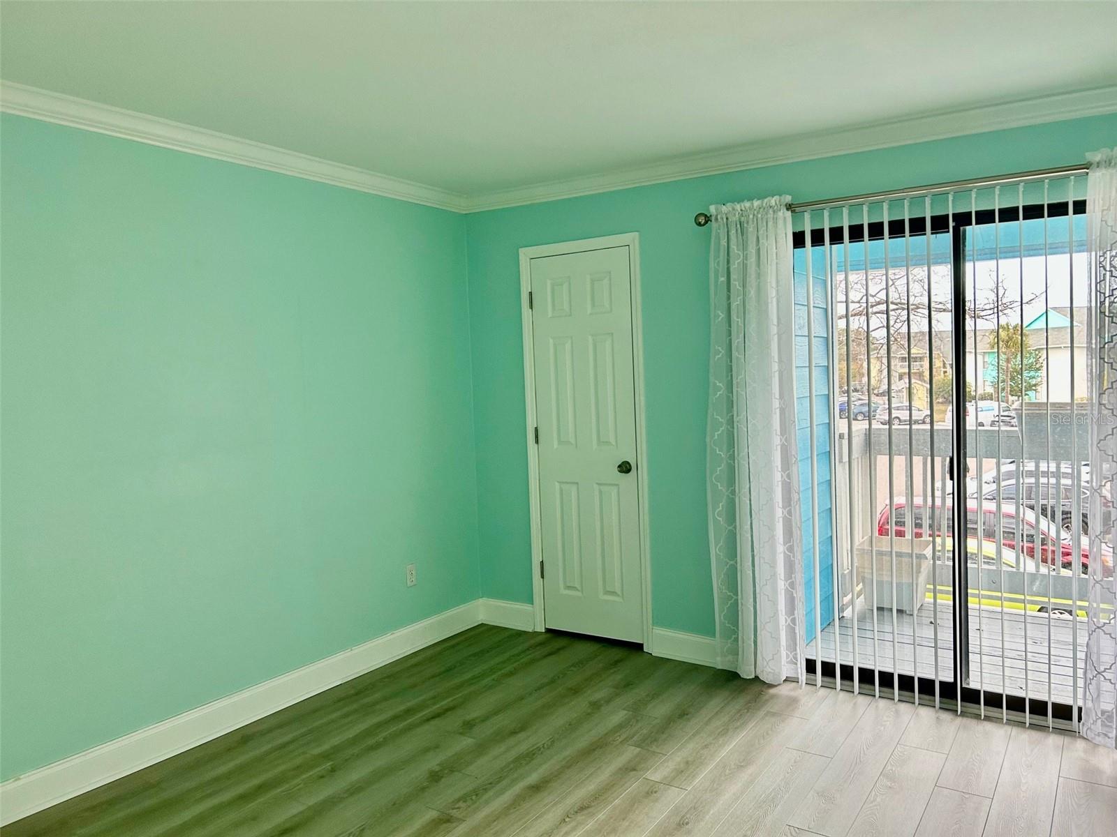 Listing photo id 12 for 455 Alt 19 S 266