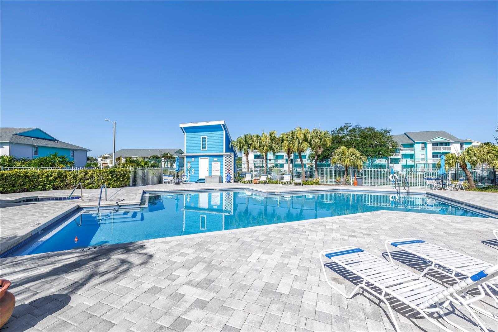 Listing photo id 25 for 455 Alt 19 S 266