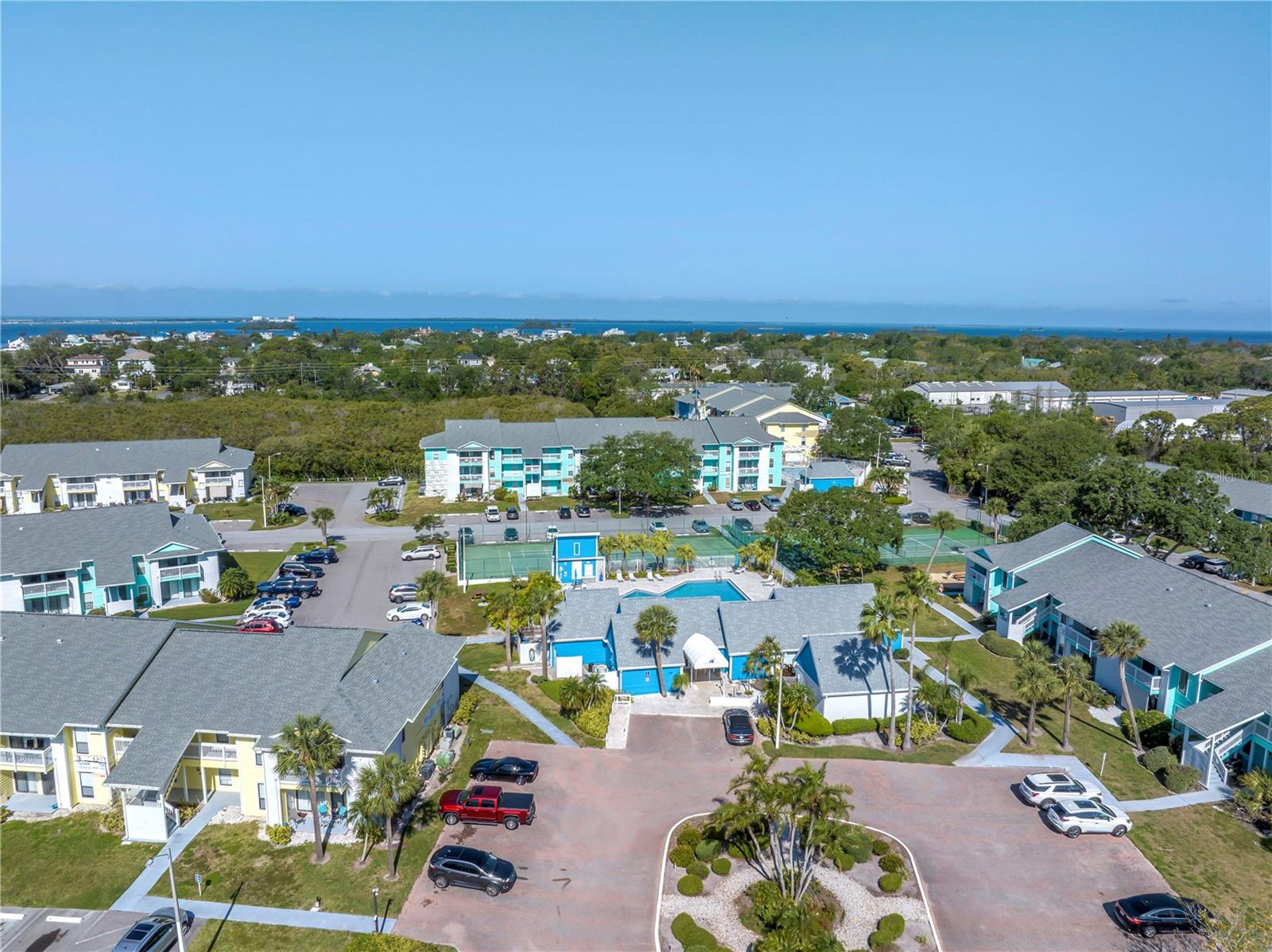 Listing photo id 32 for 455 Alt 19 S 266