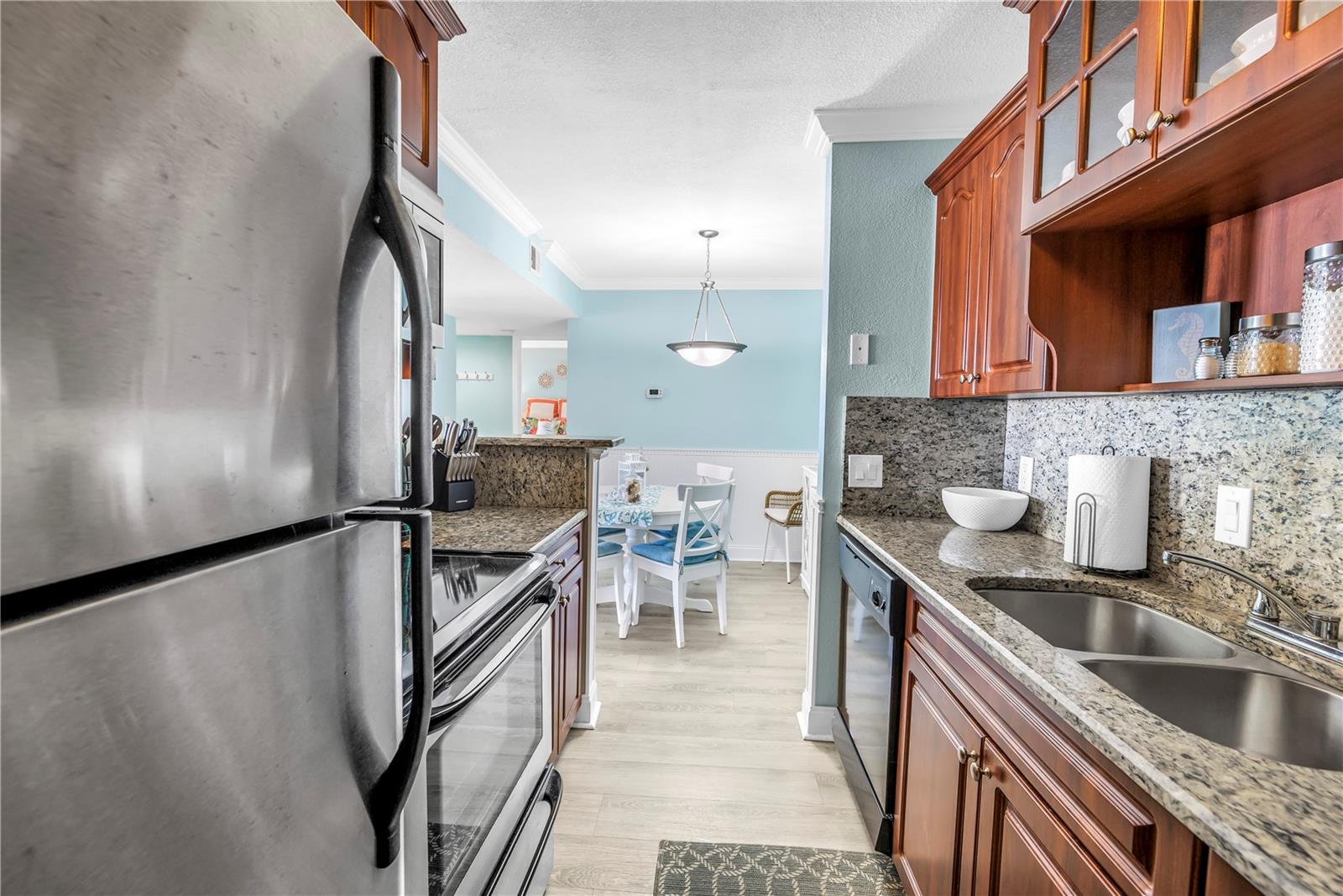 Listing photo id 6 for 455 Alt 19 S 266