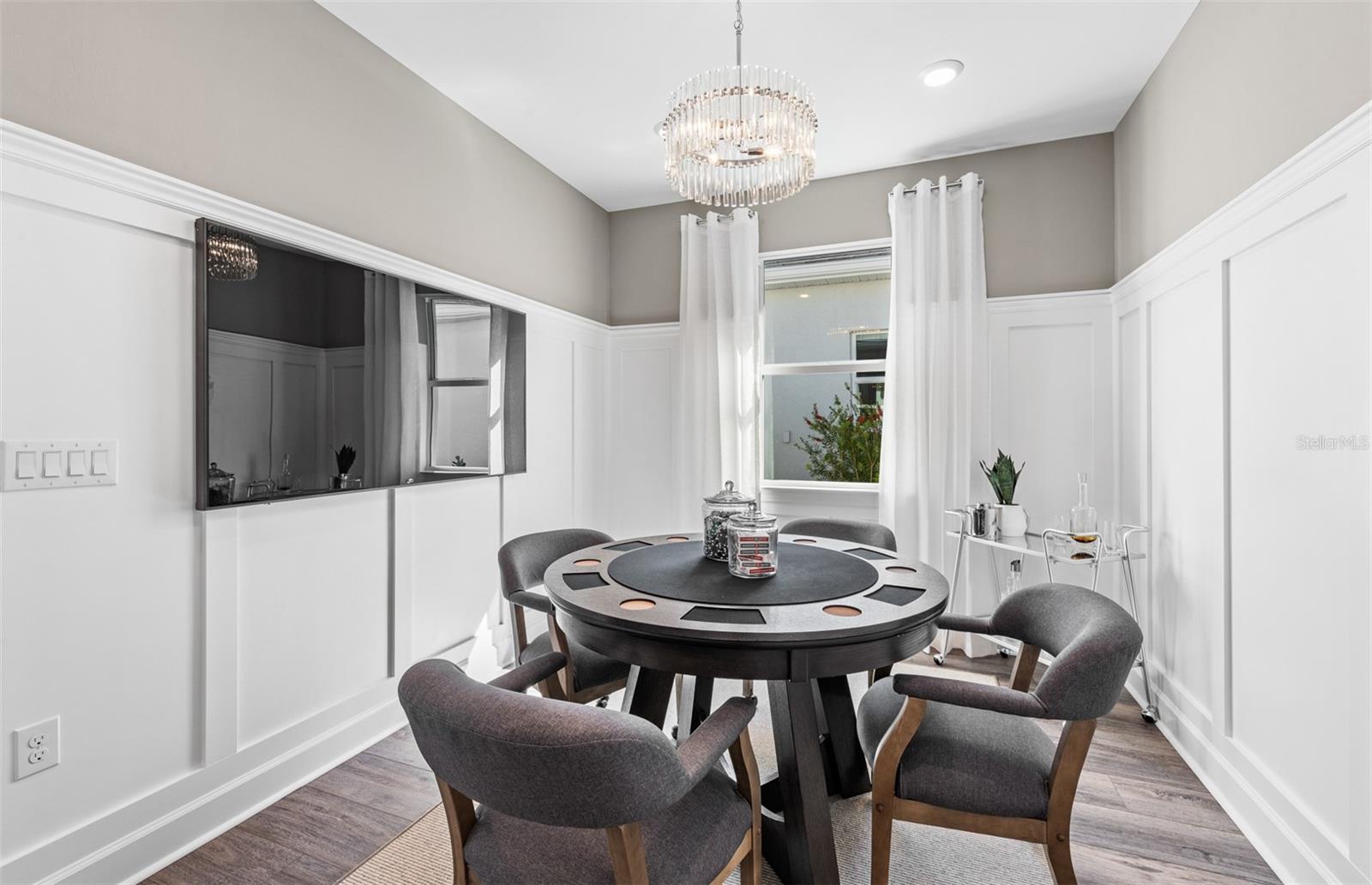 Listing photo id 5 for 26637 Bering Drive