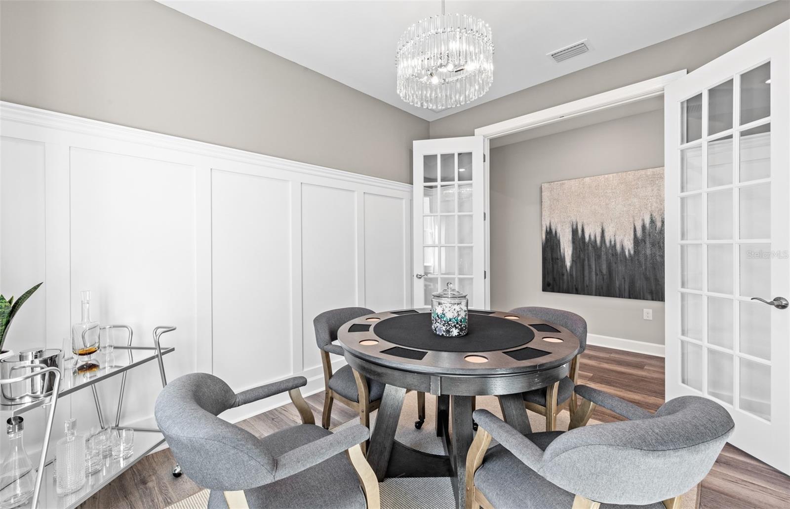 Listing photo id 6 for 26637 Bering Drive