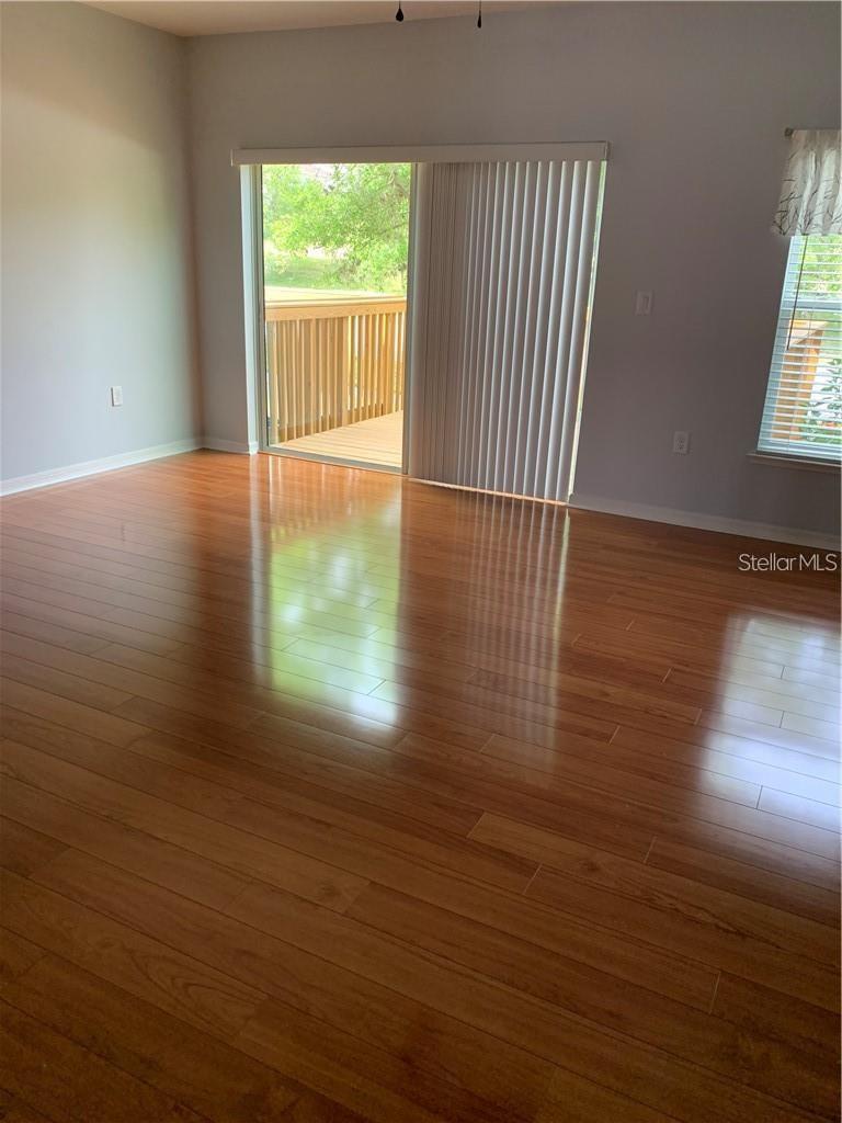 Image 4 of 9 For 3882 Hampstead Lane