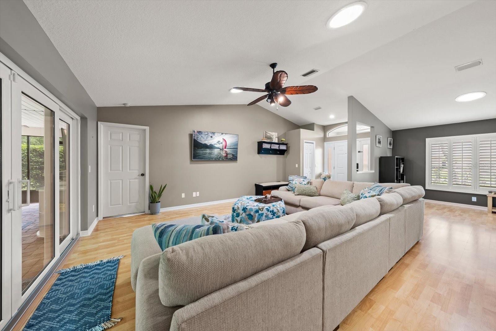 Image 13 of 54 For 3311 Tanglewood Trail