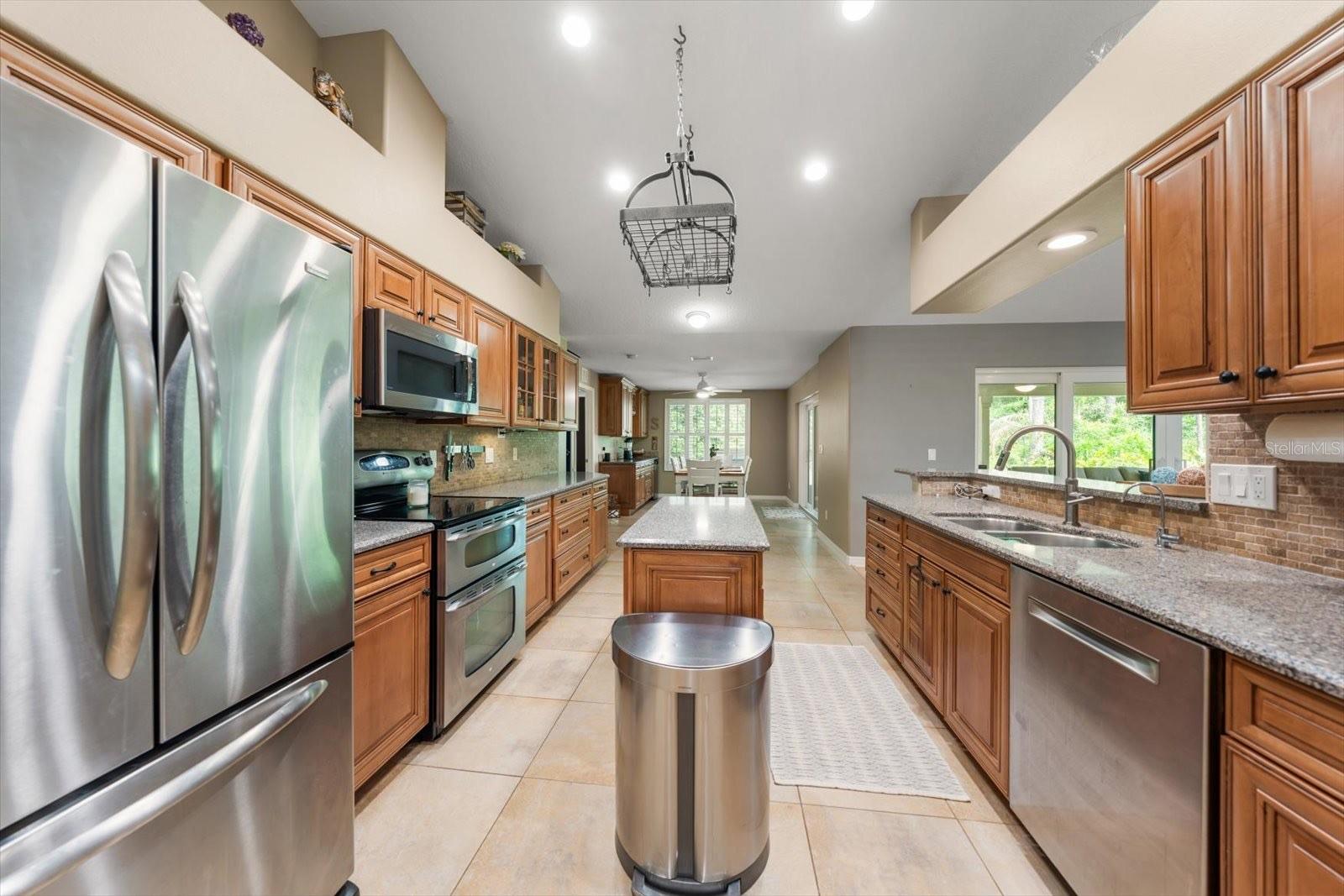 Image 16 of 54 For 3311 Tanglewood Trail