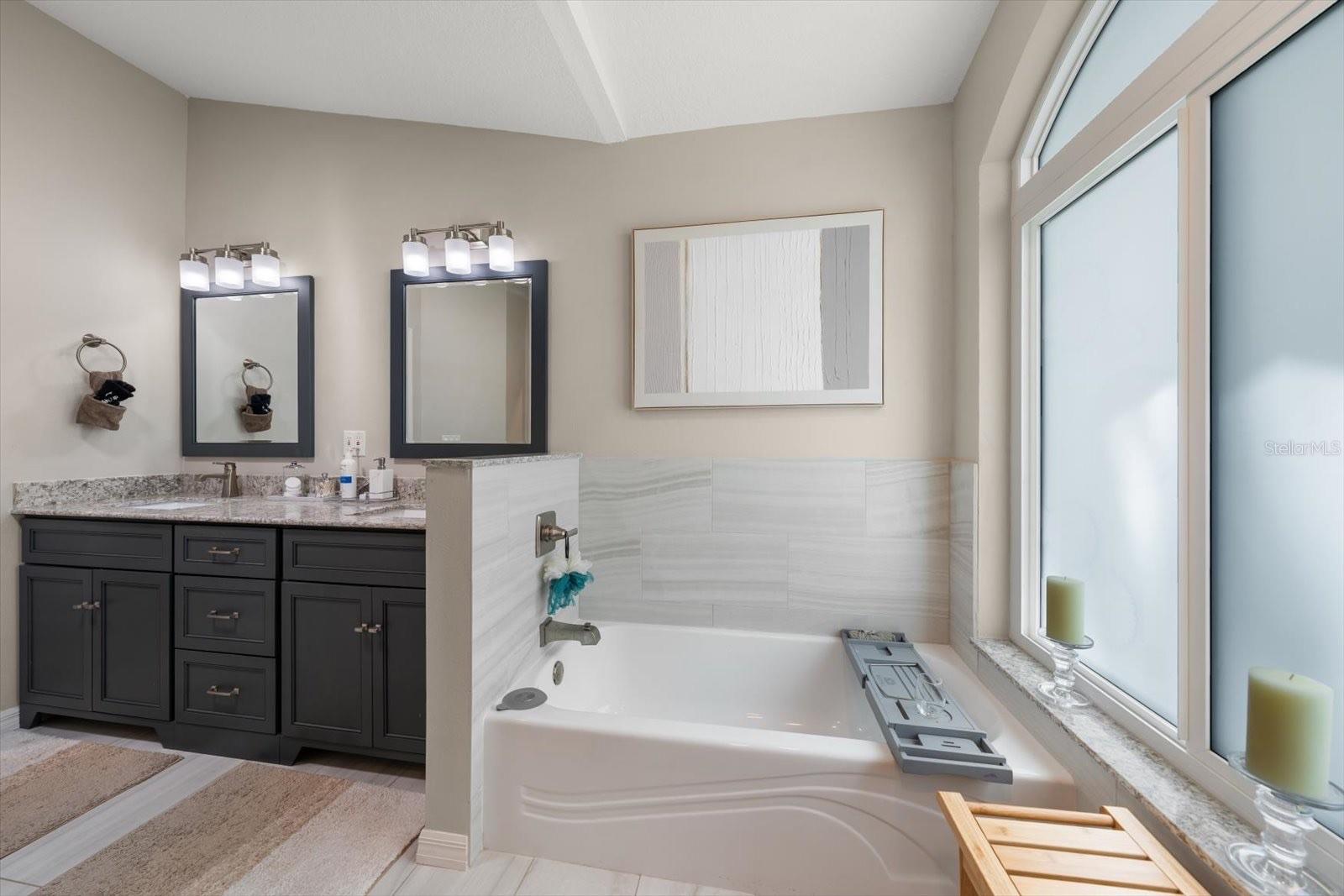 Image 24 of 54 For 3311 Tanglewood Trail