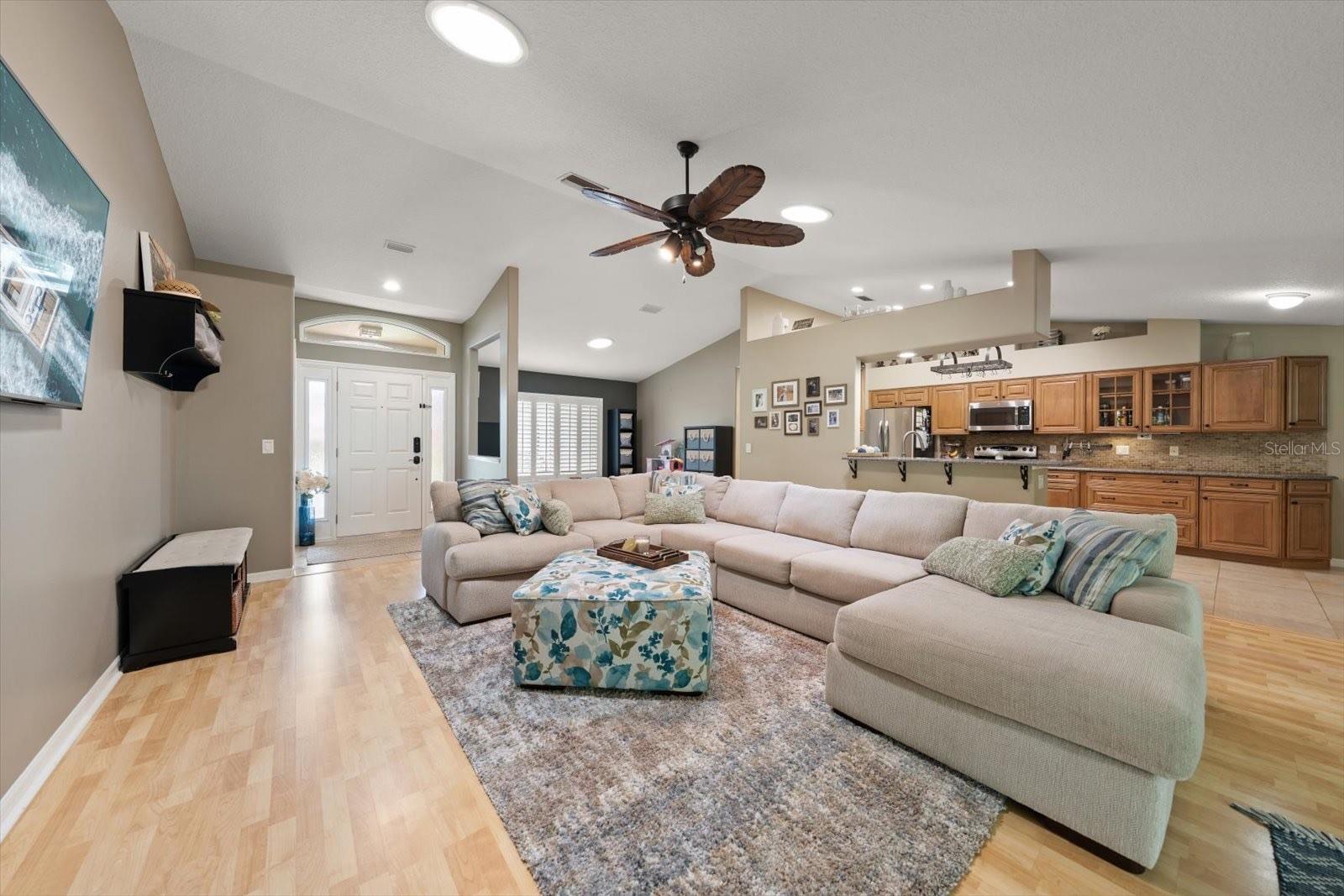 Image 5 of 54 For 3311 Tanglewood Trail