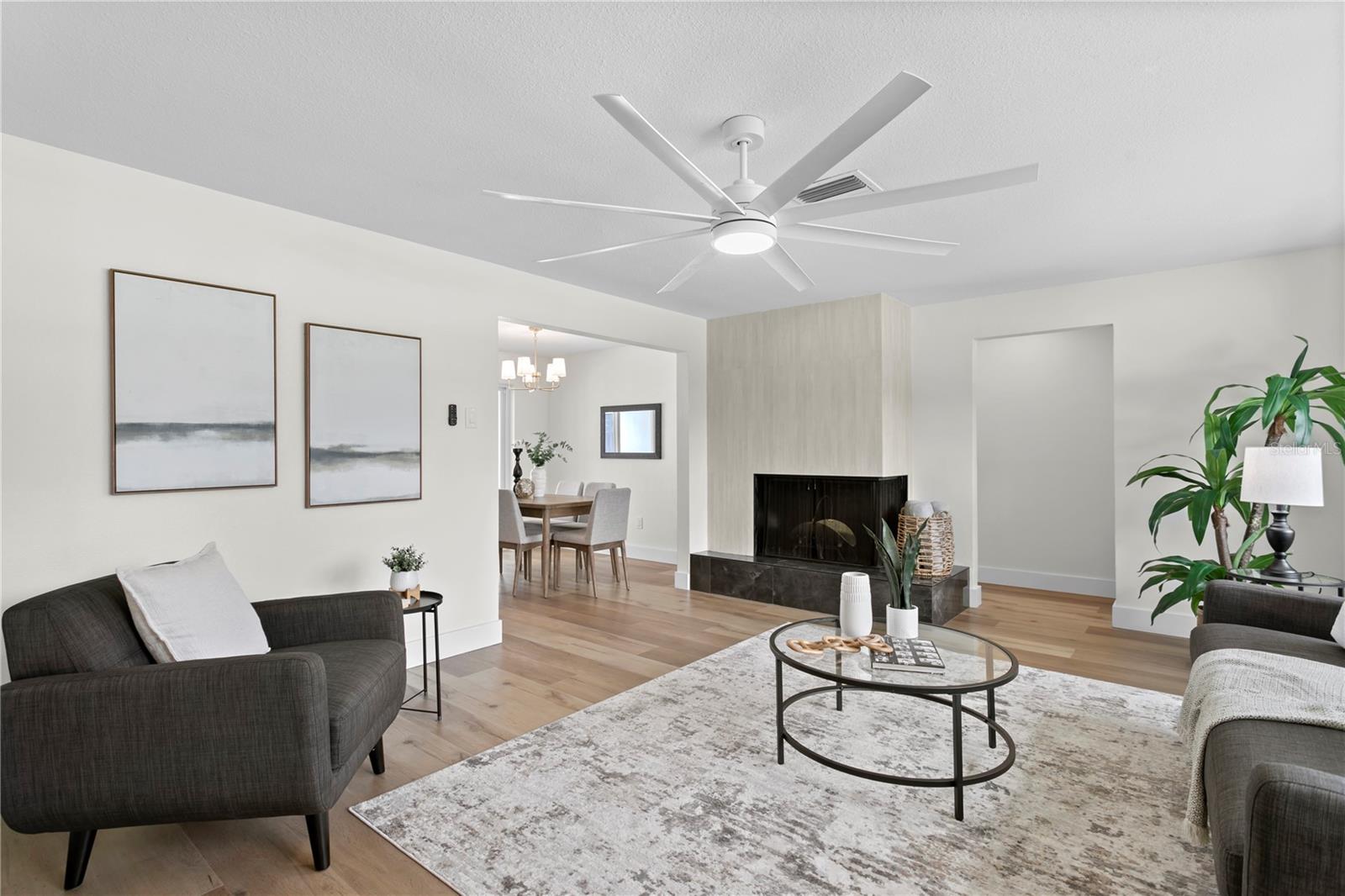 Listing photo id 6 for 1664 Whitewood Drive