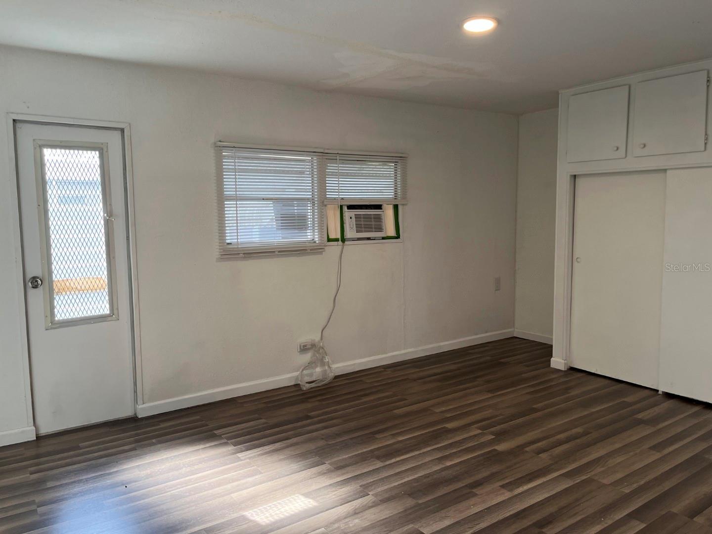 Image 11 of 13 For 2505 Bay Drive 77