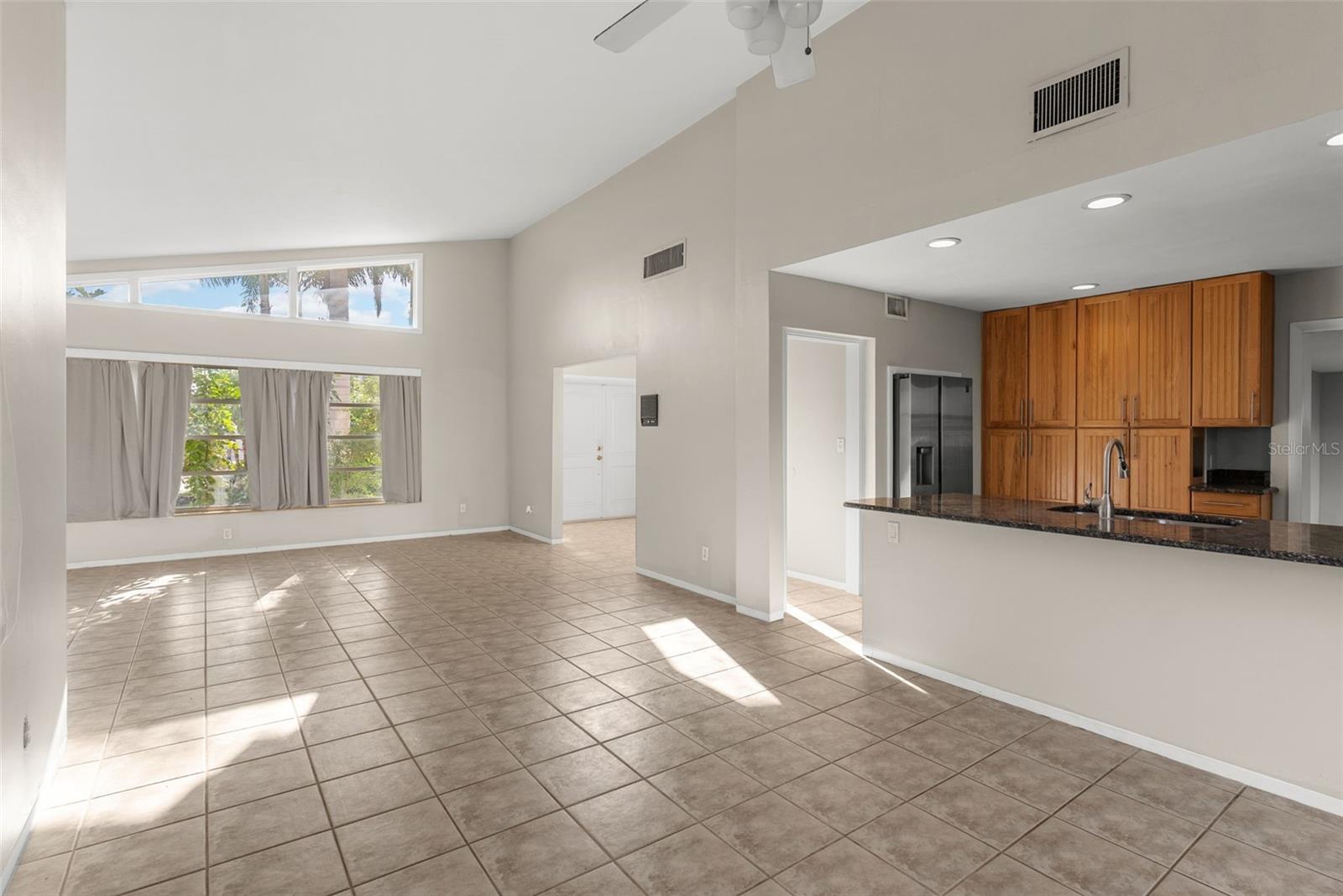 Image 10 of 47 For 7887 9th Avenue S