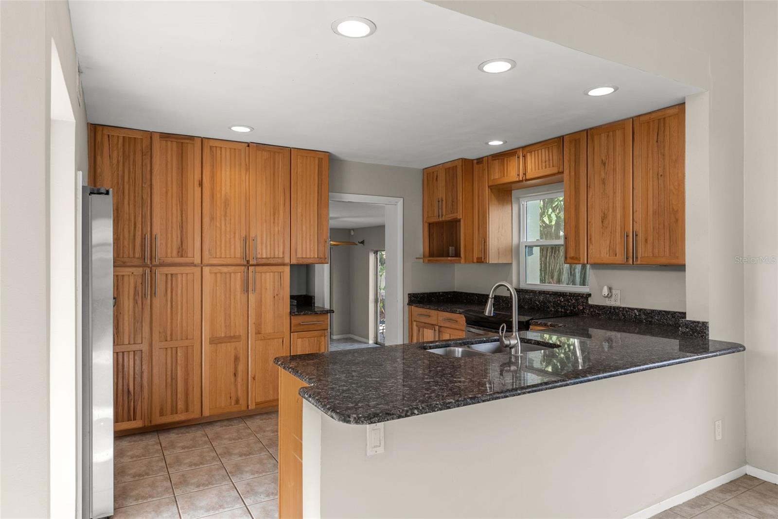 Image 12 of 47 For 7887 9th Avenue S