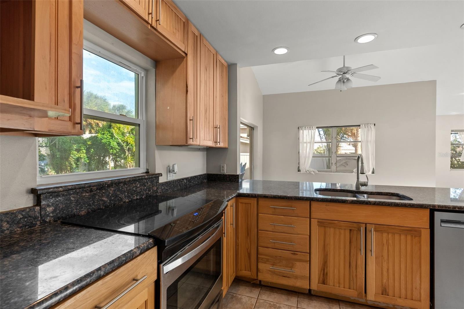 Image 13 of 47 For 7887 9th Avenue S