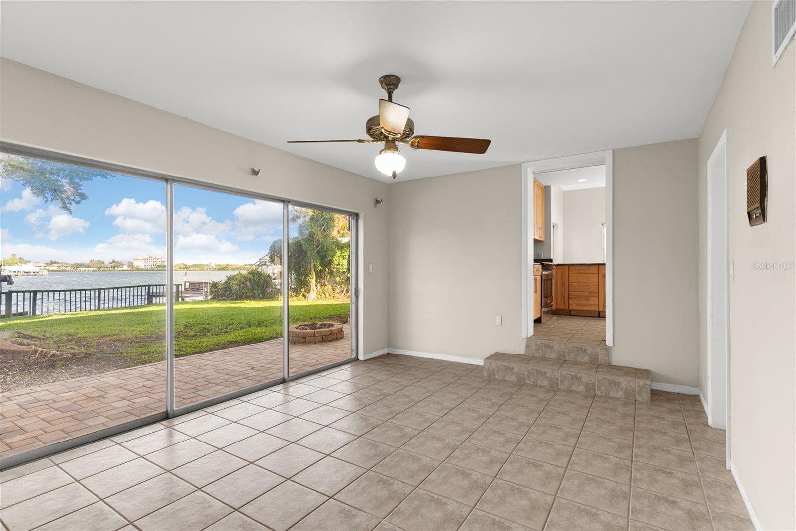 Image 16 of 47 For 7887 9th Avenue S