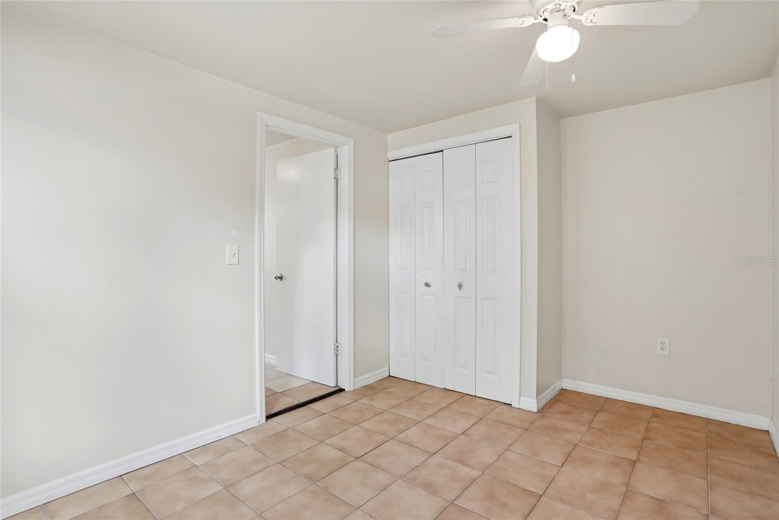 Image 10 of 18 For 725 8th Street N 1