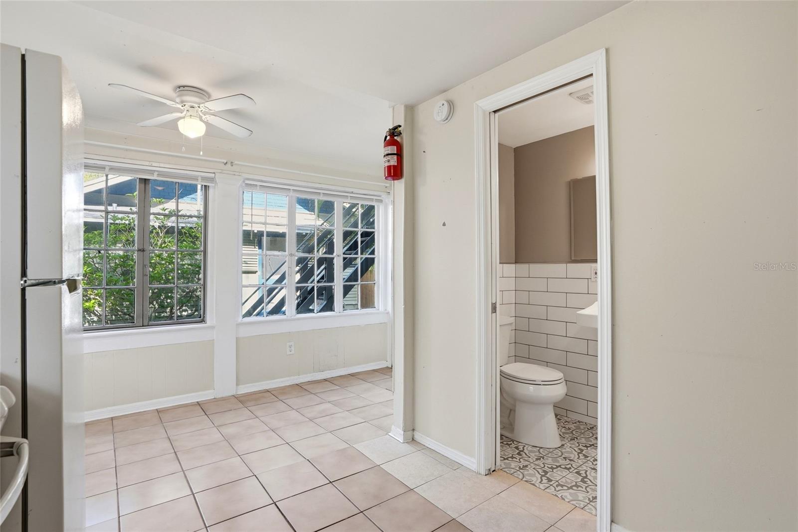 Image 13 of 18 For 725 8th Street N 1