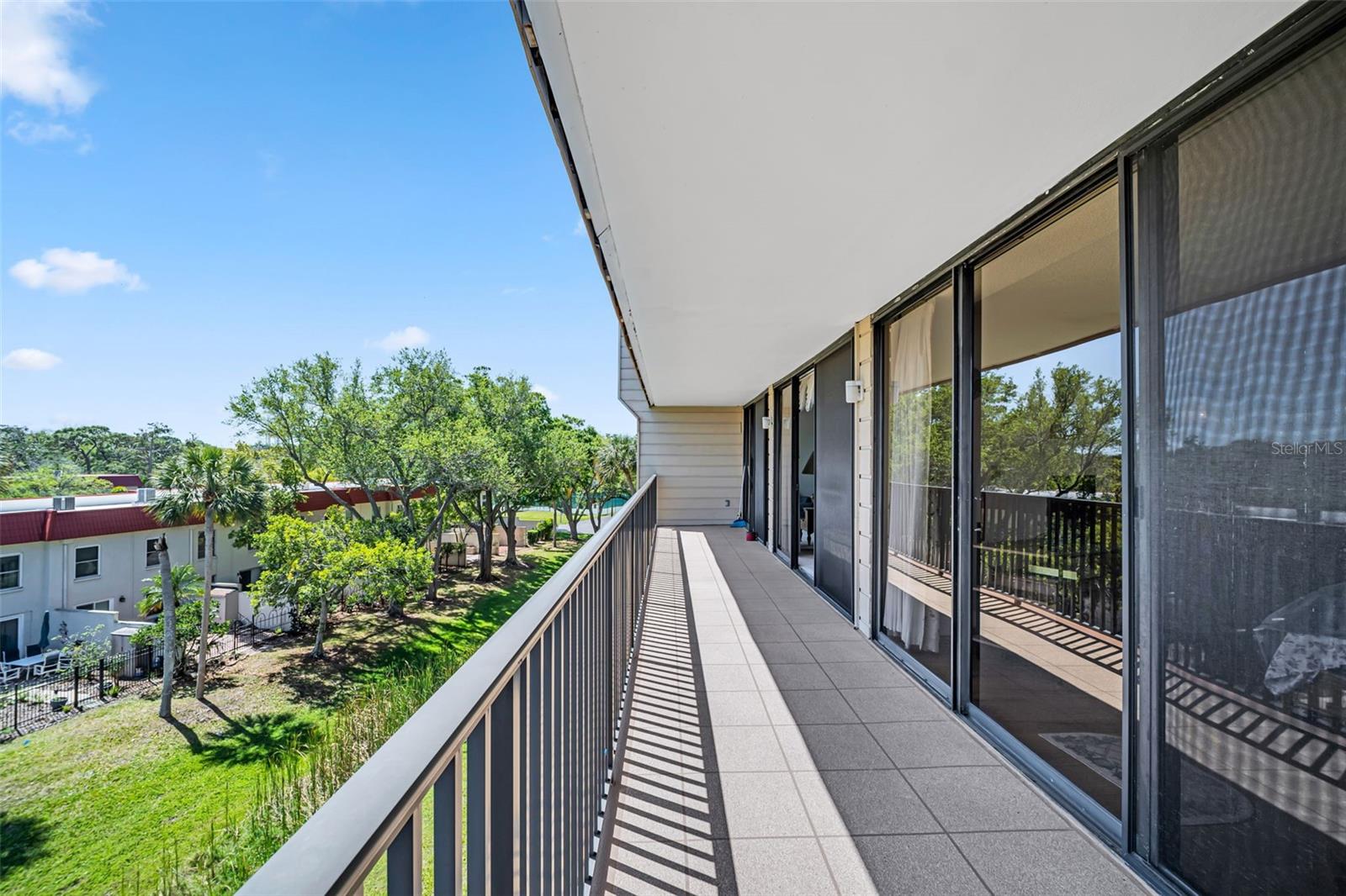 Image 21 of 31 For 2700 Bayshore Boulevard 9305