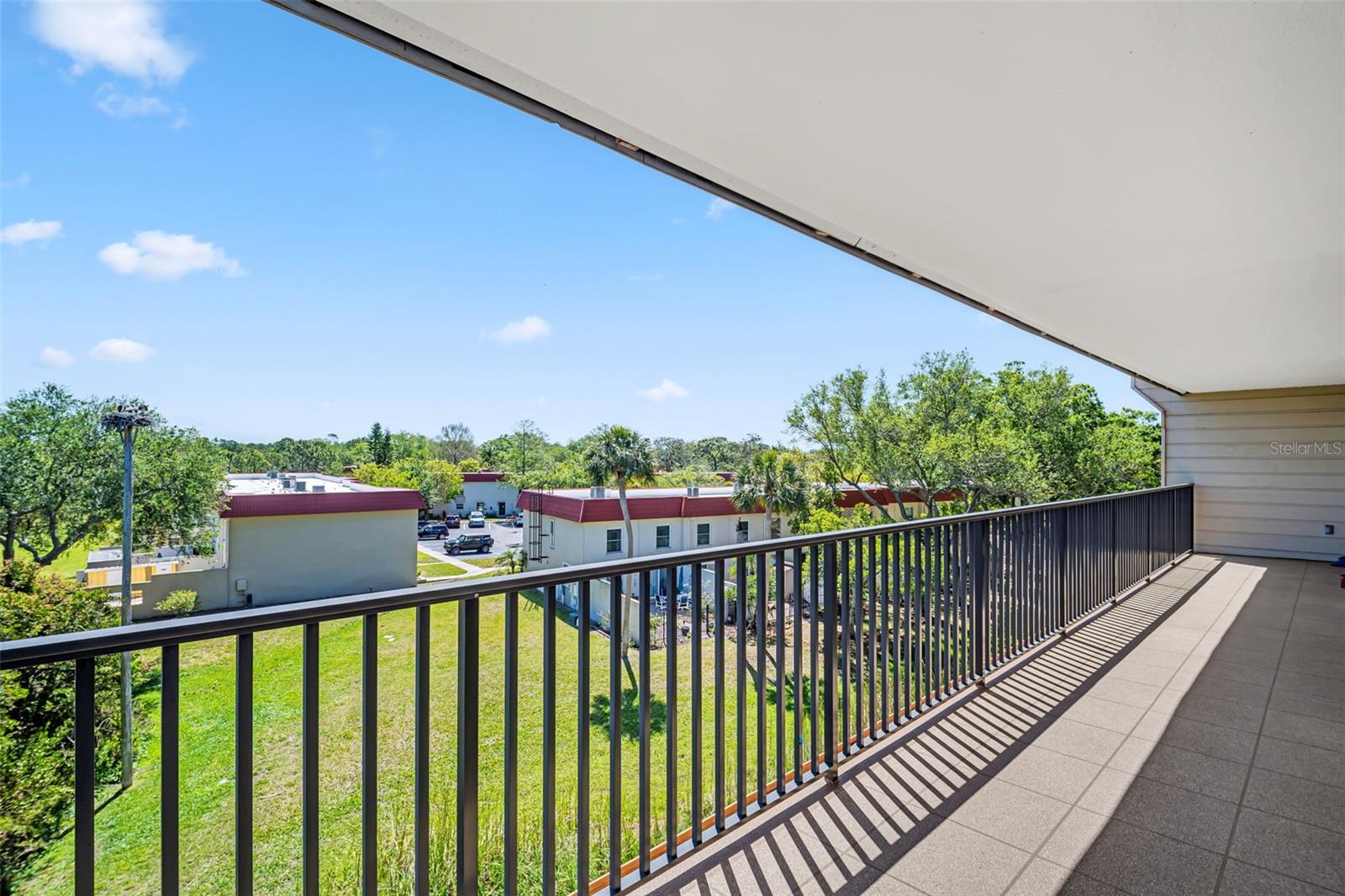 Image 24 of 31 For 2700 Bayshore Boulevard 9305