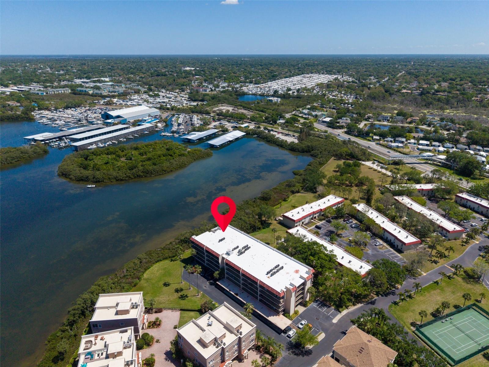 Image 27 of 31 For 2700 Bayshore Boulevard 9305