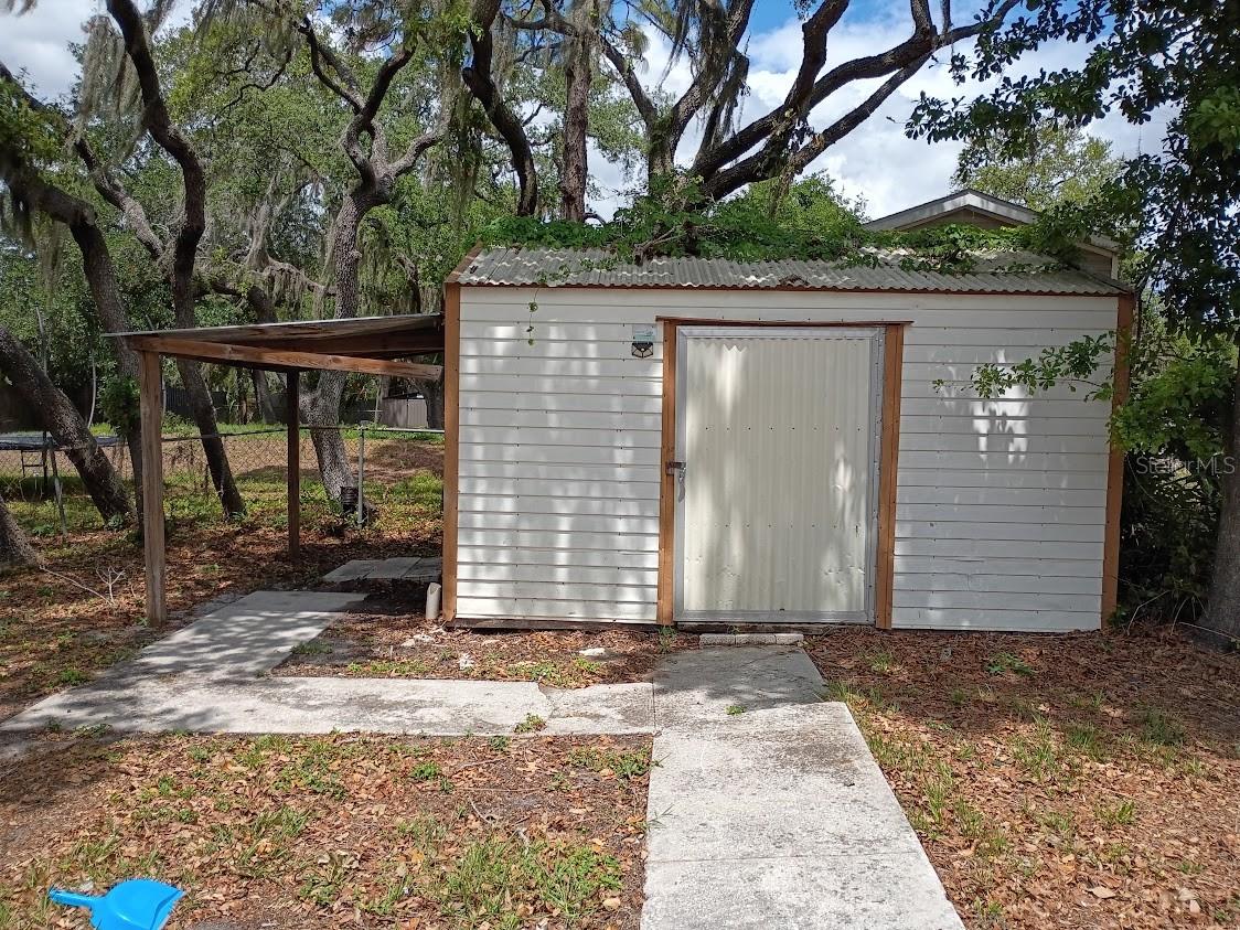 Image 6 of 15 For 10411 Ratell Avenue