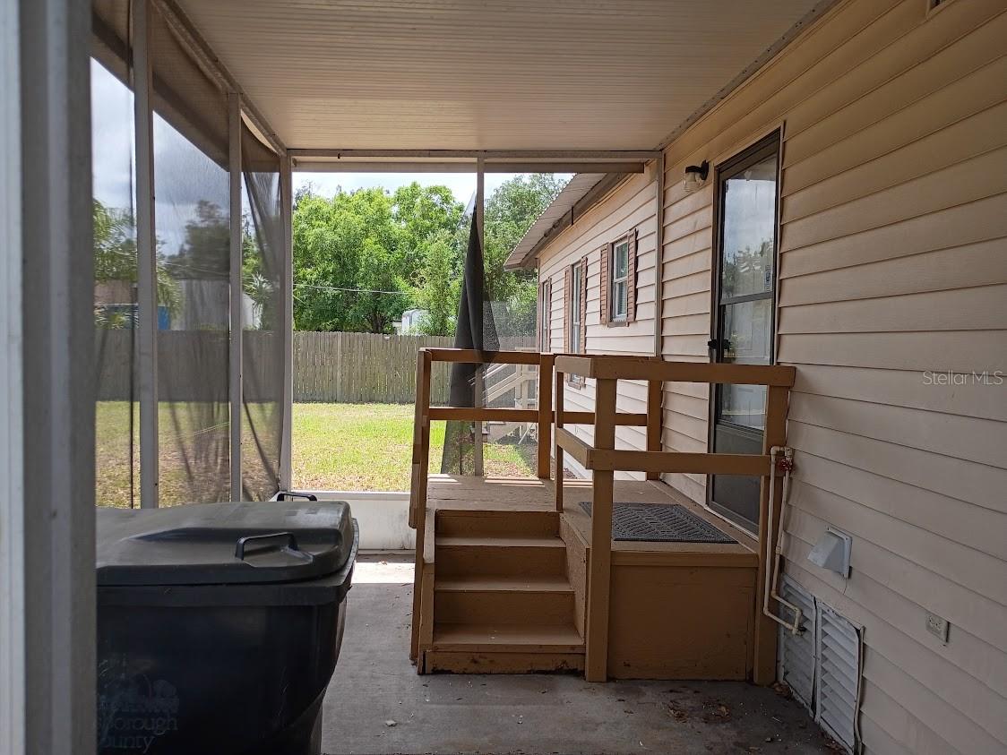 Image 7 of 15 For 10411 Ratell Avenue