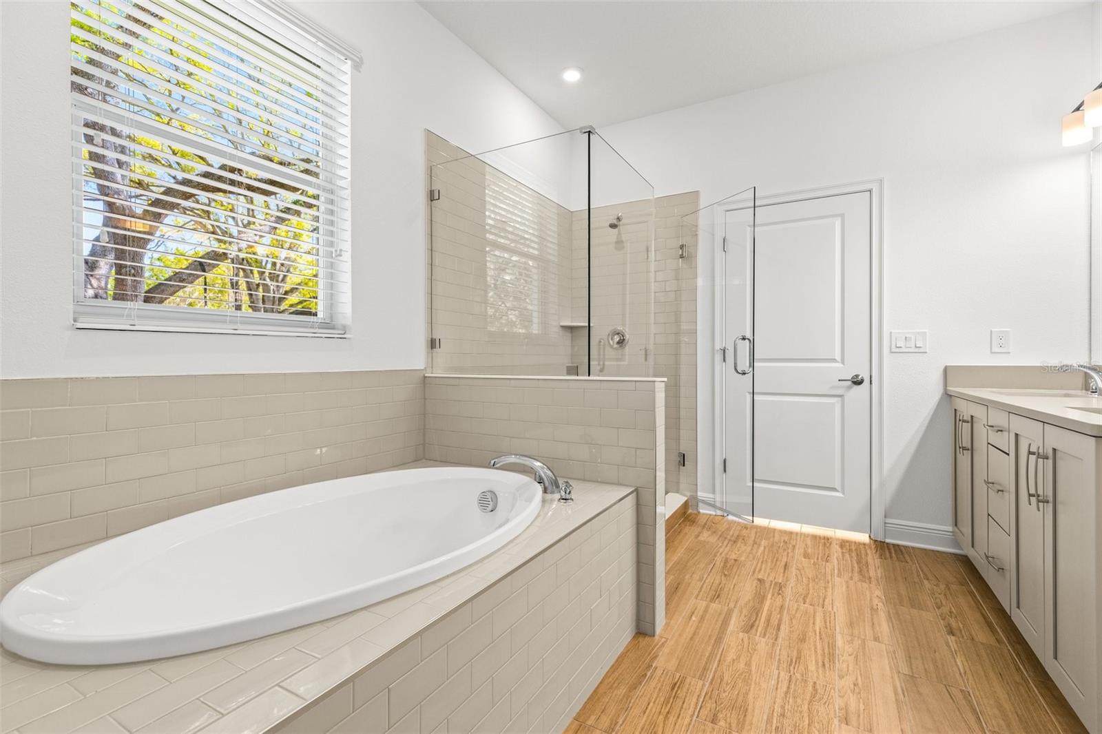 Image 12 of 29 For 4629 Wishart Boulevard