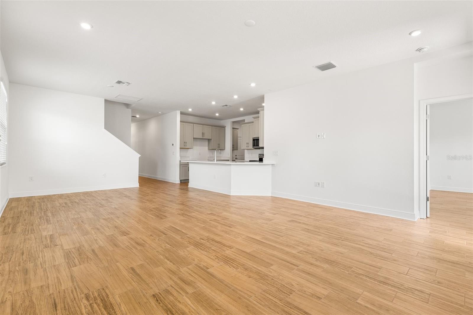 Image 15 of 29 For 4629 Wishart Boulevard