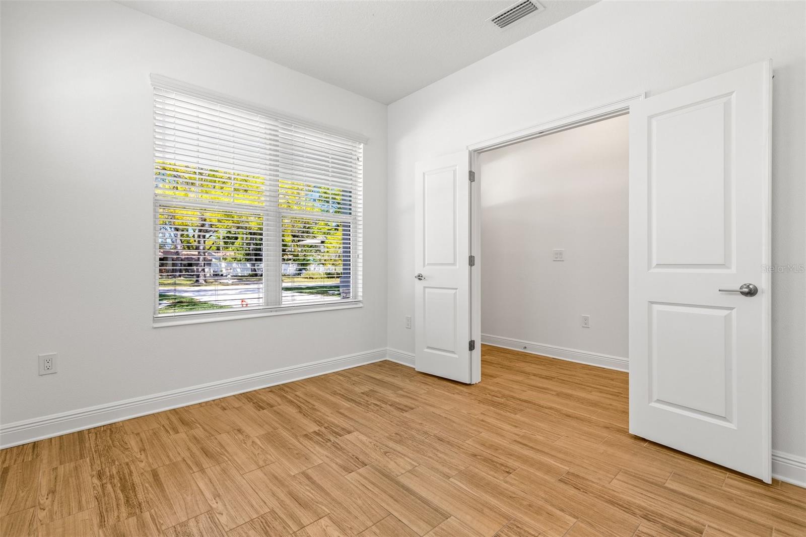 Image 19 of 29 For 4629 Wishart Boulevard