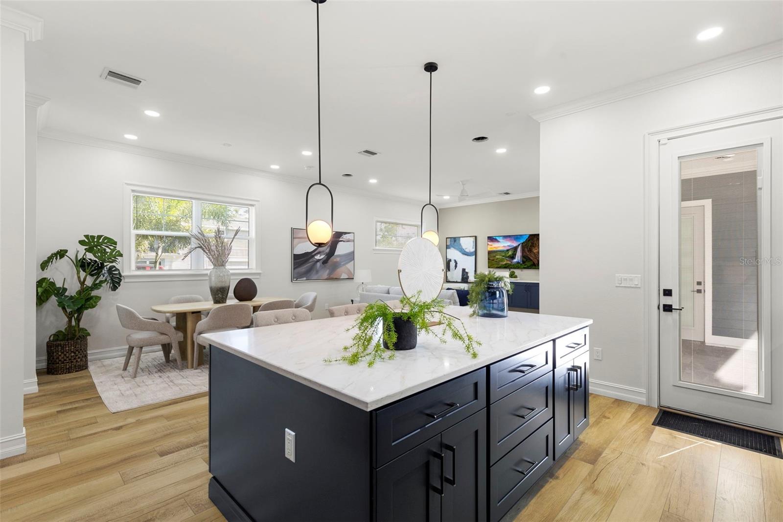 Image 18 of 68 For 3839 71st Street N