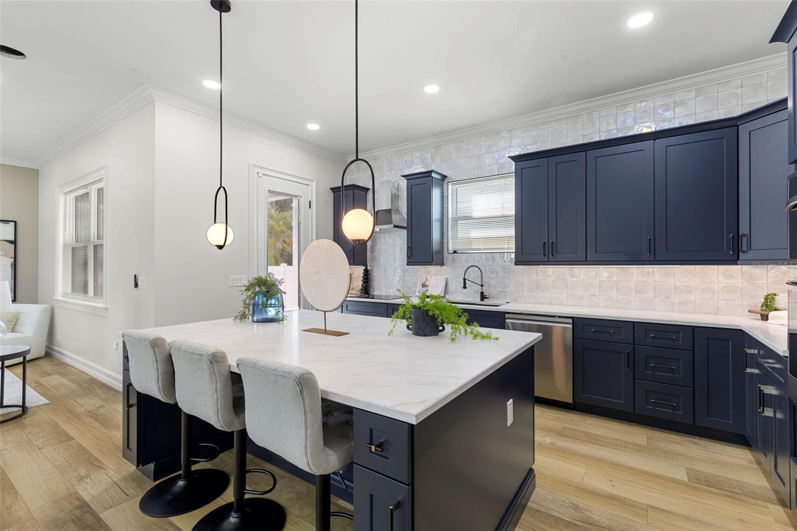 Image 19 of 68 For 3839 71st Street N