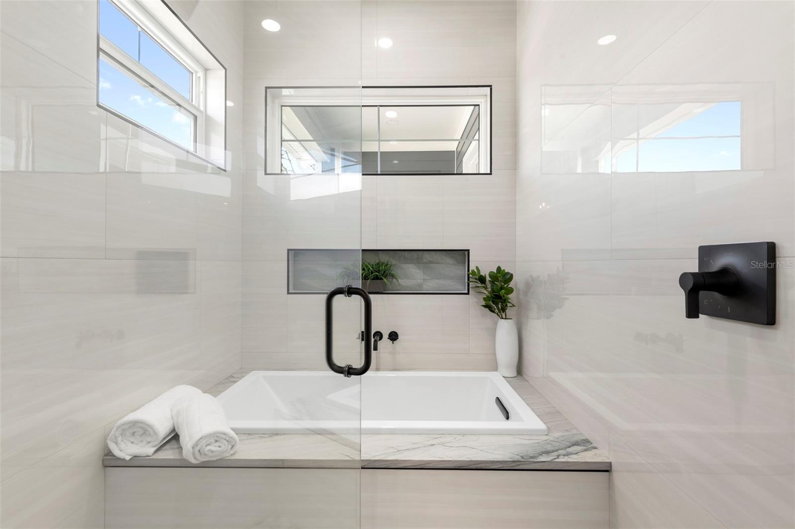 Image 39 of 68 For 3839 71st Street N