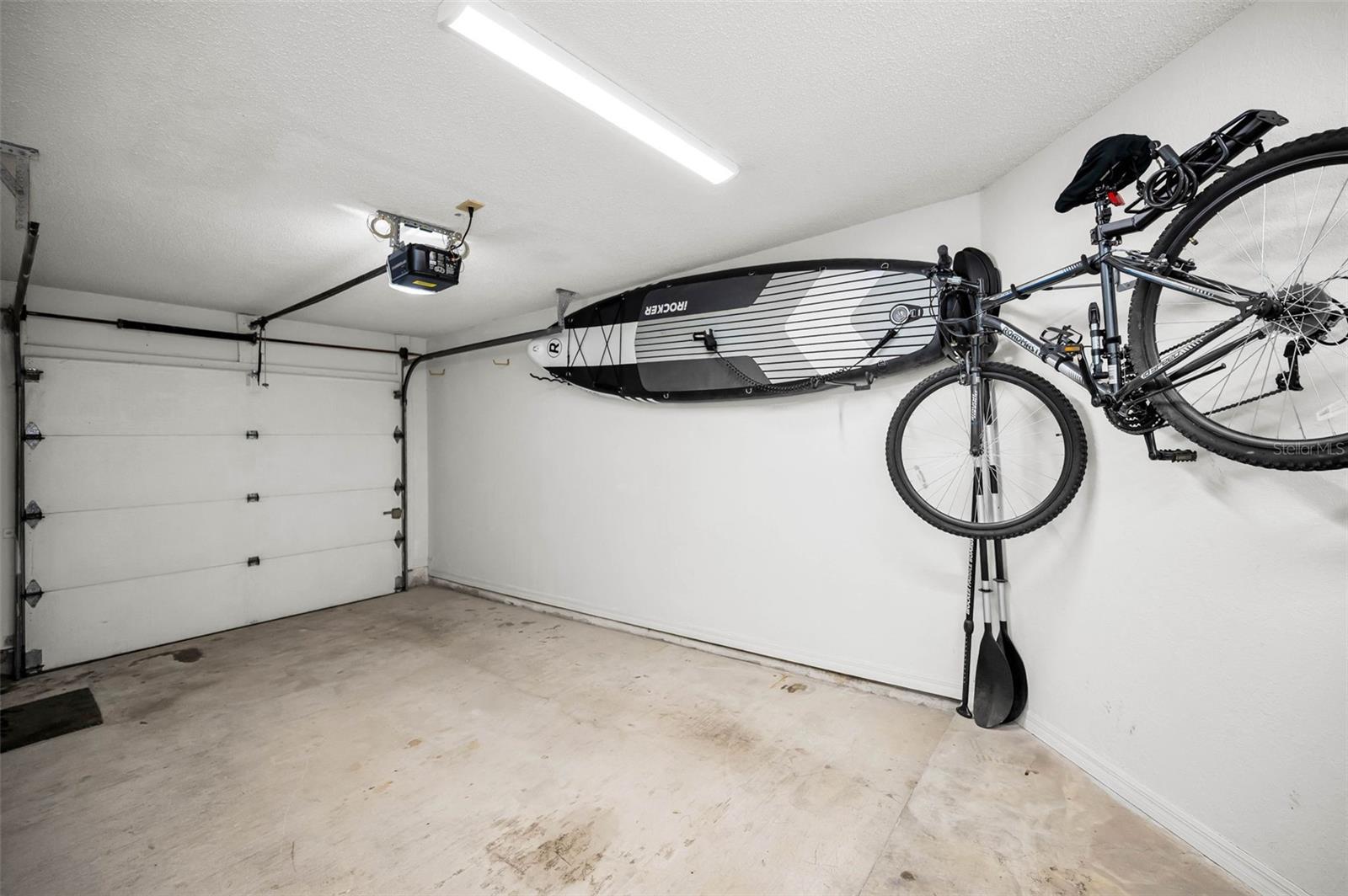 Image 42 of 86 For 913 Normandy Trace Road 913