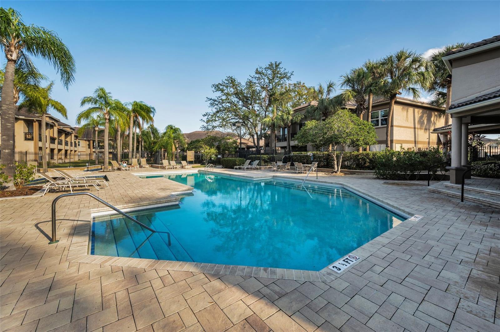 Image 51 of 86 For 913 Normandy Trace Road 913