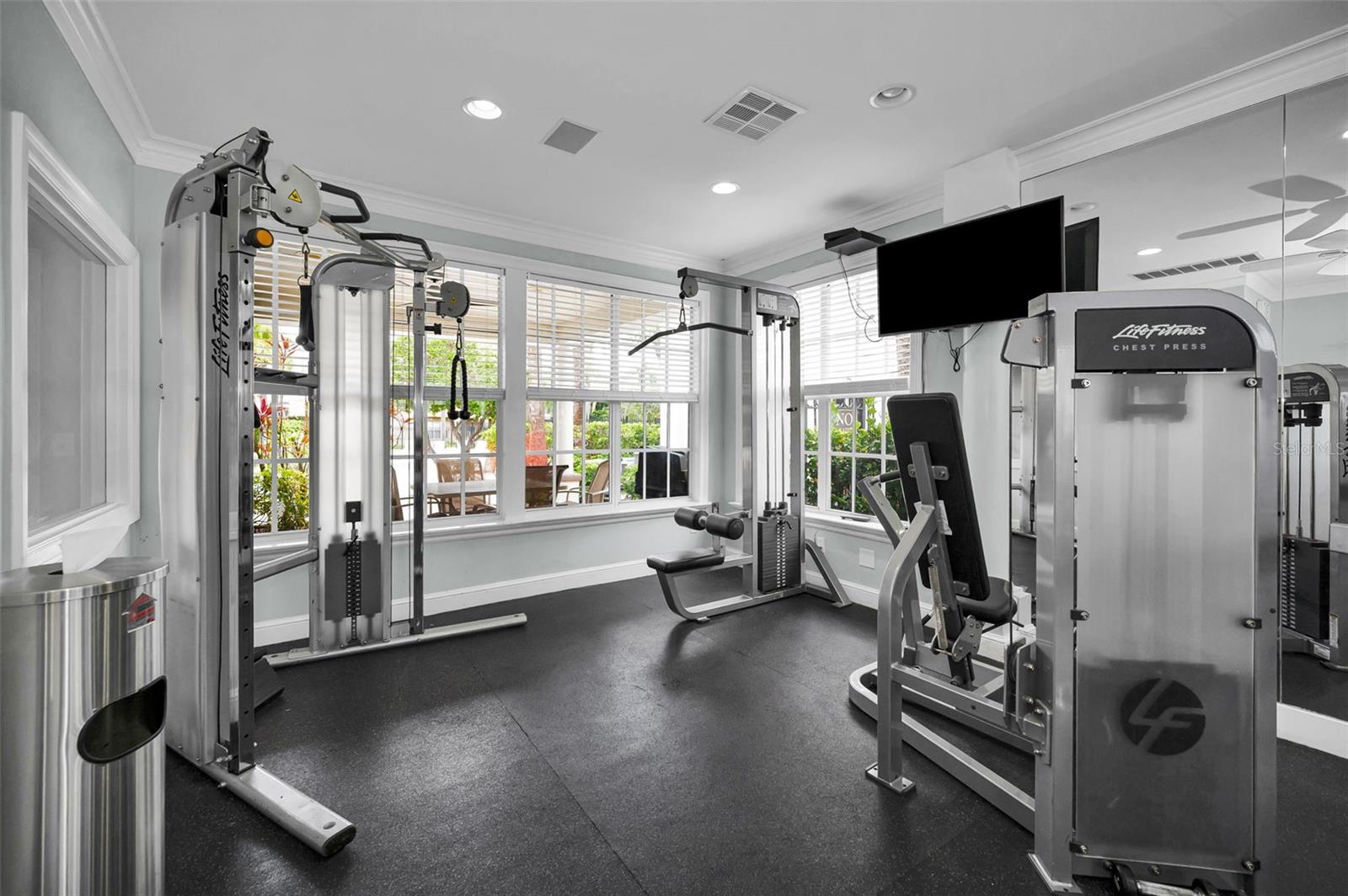 Image 69 of 86 For 913 Normandy Trace Road 913