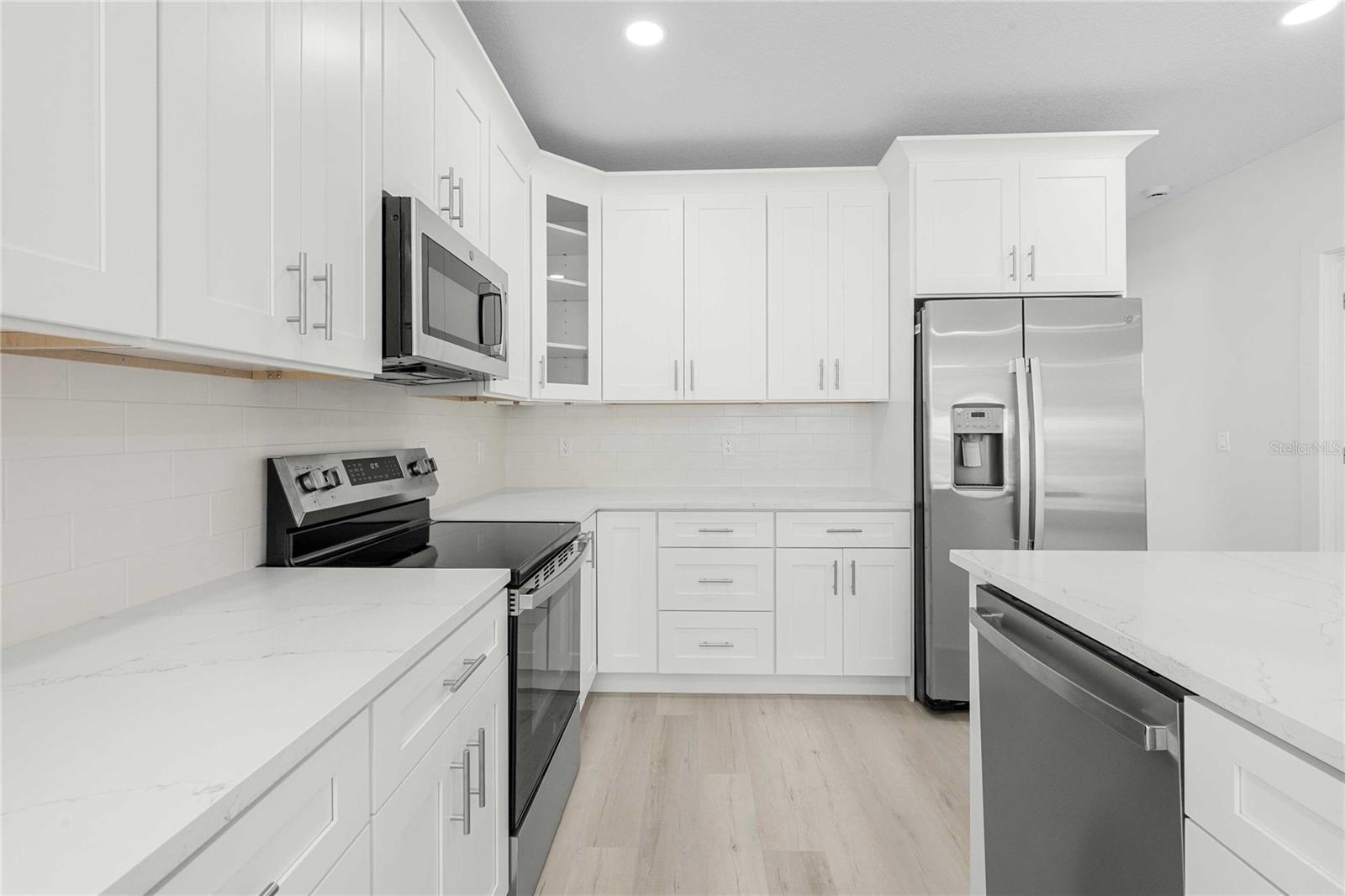 Image 20 of 61 For 2203 Boulevard