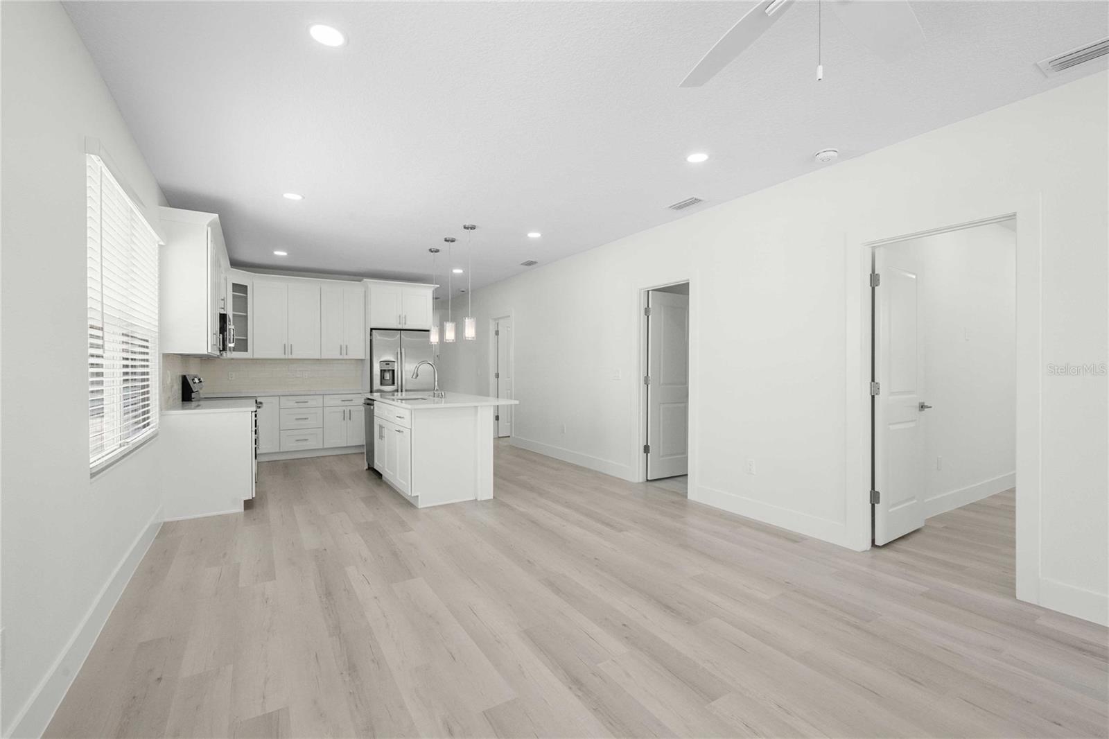 Image 23 of 61 For 2203 Boulevard