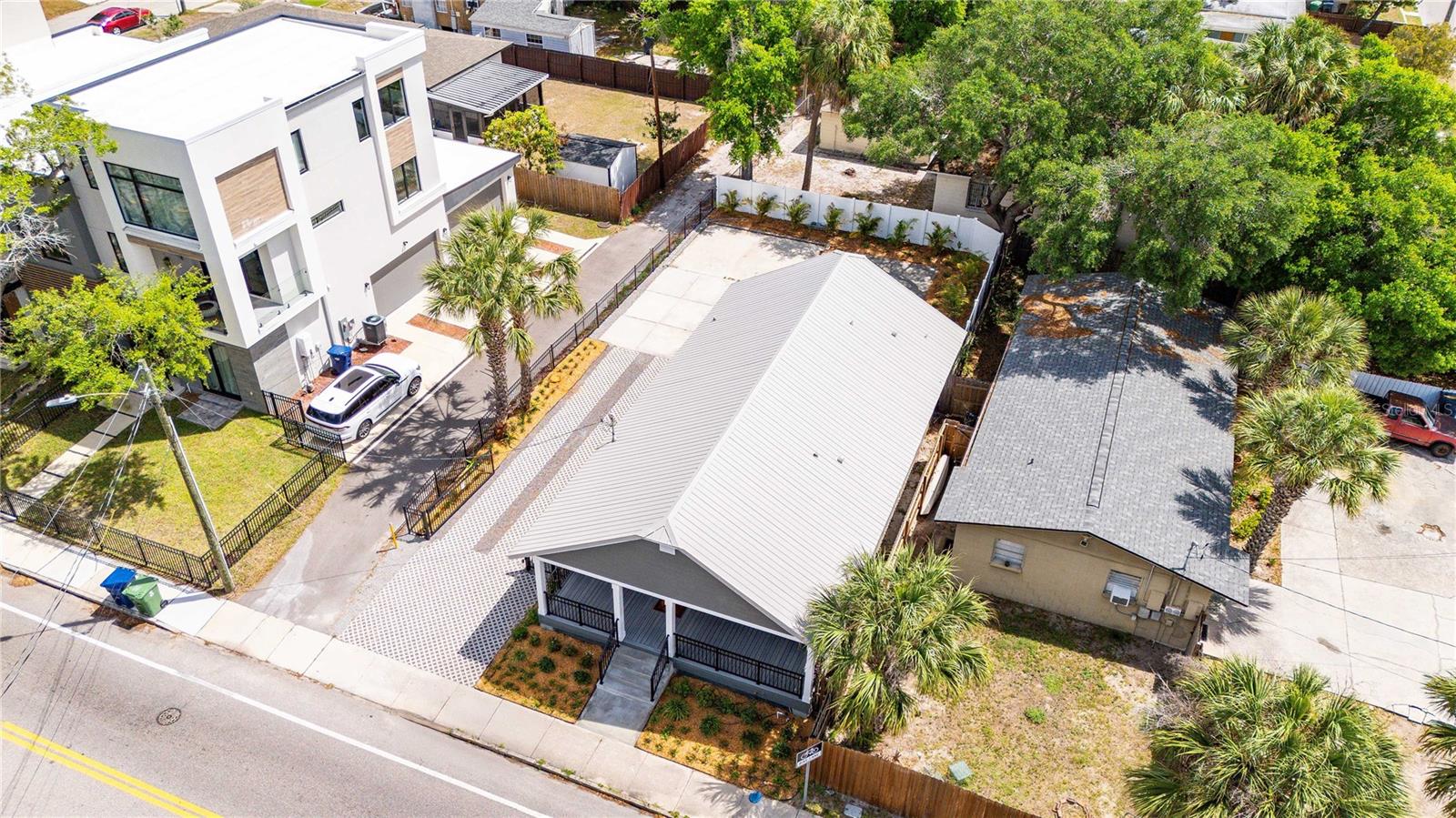 Image 44 of 61 For 2203 Boulevard