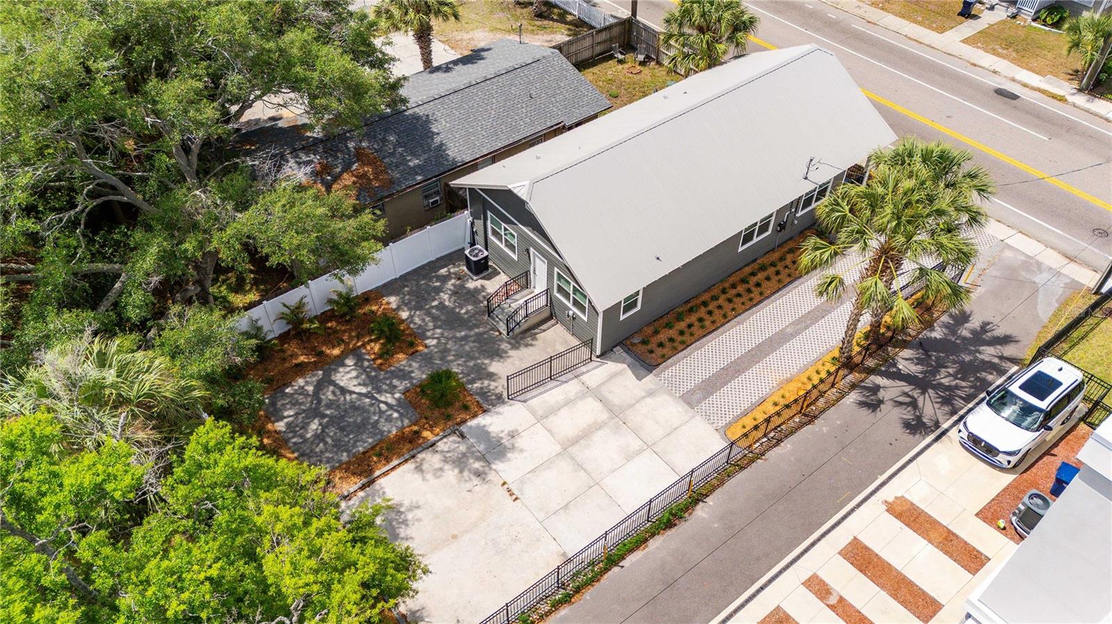 Image 46 of 61 For 2203 Boulevard