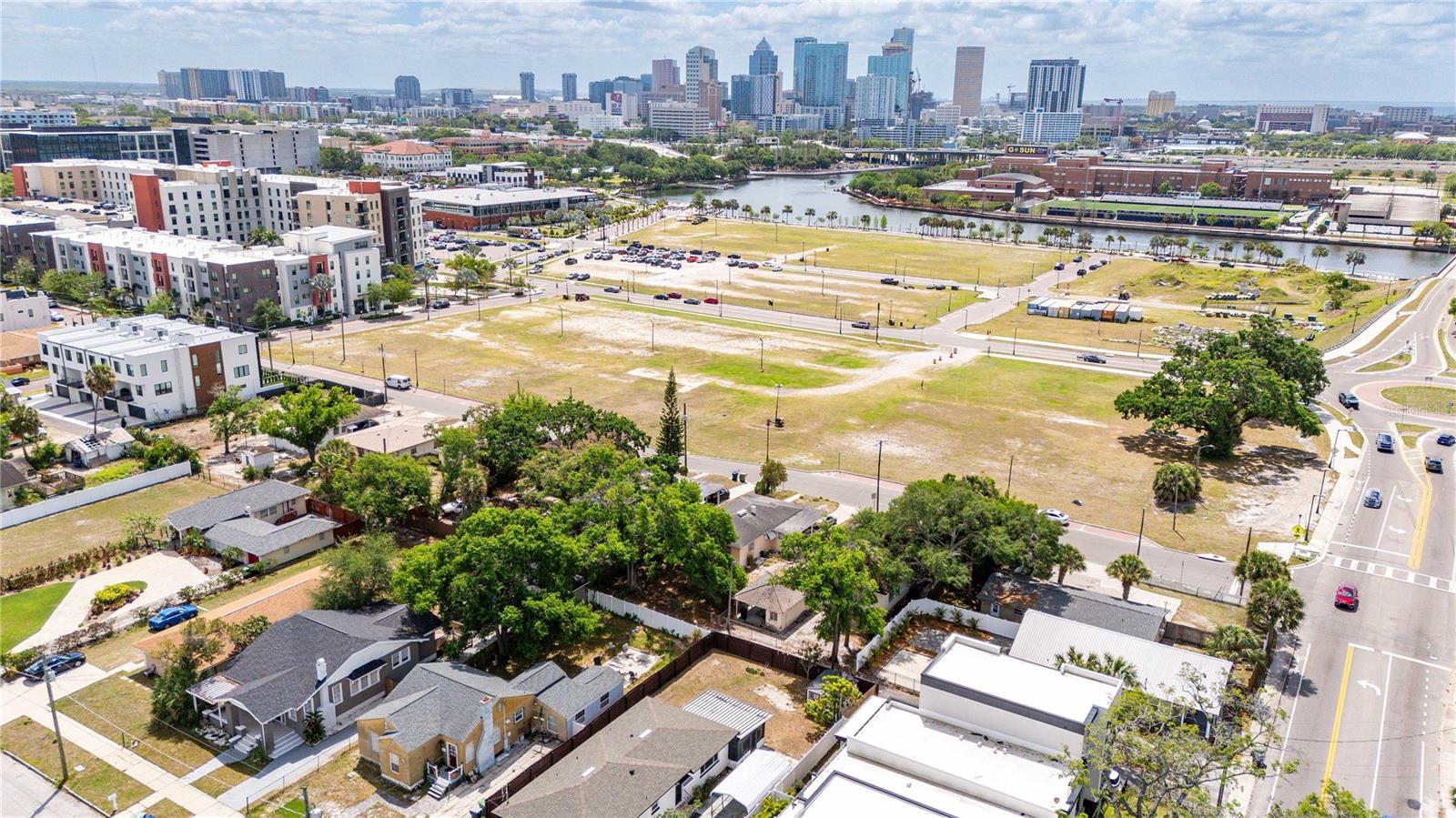 Image 50 of 61 For 2203 Boulevard