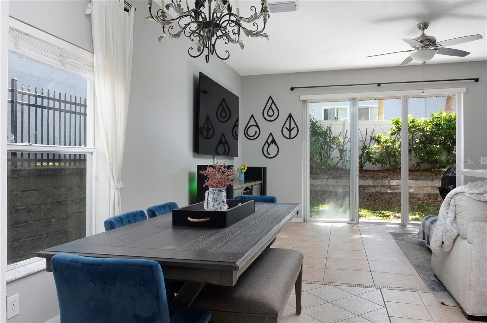 Image 4 of 34 For 2029 Strathmill Drive