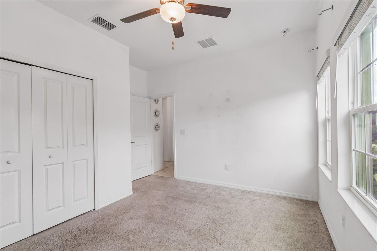 Listing photo id 26 for 4706 Tuscan Loon Drive