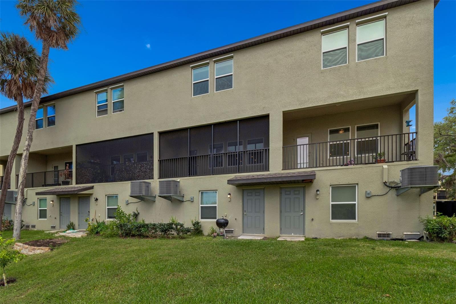 Listing photo id 44 for 4706 Tuscan Loon Drive