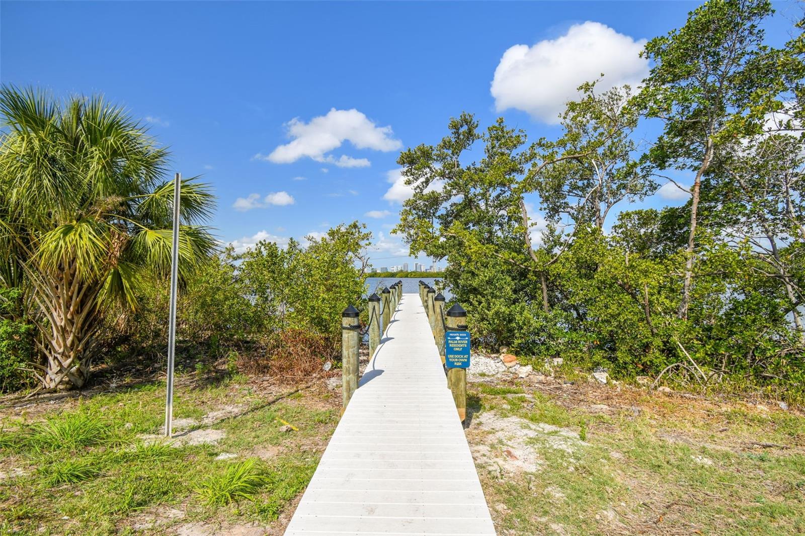 Listing photo id 50 for 4706 Tuscan Loon Drive