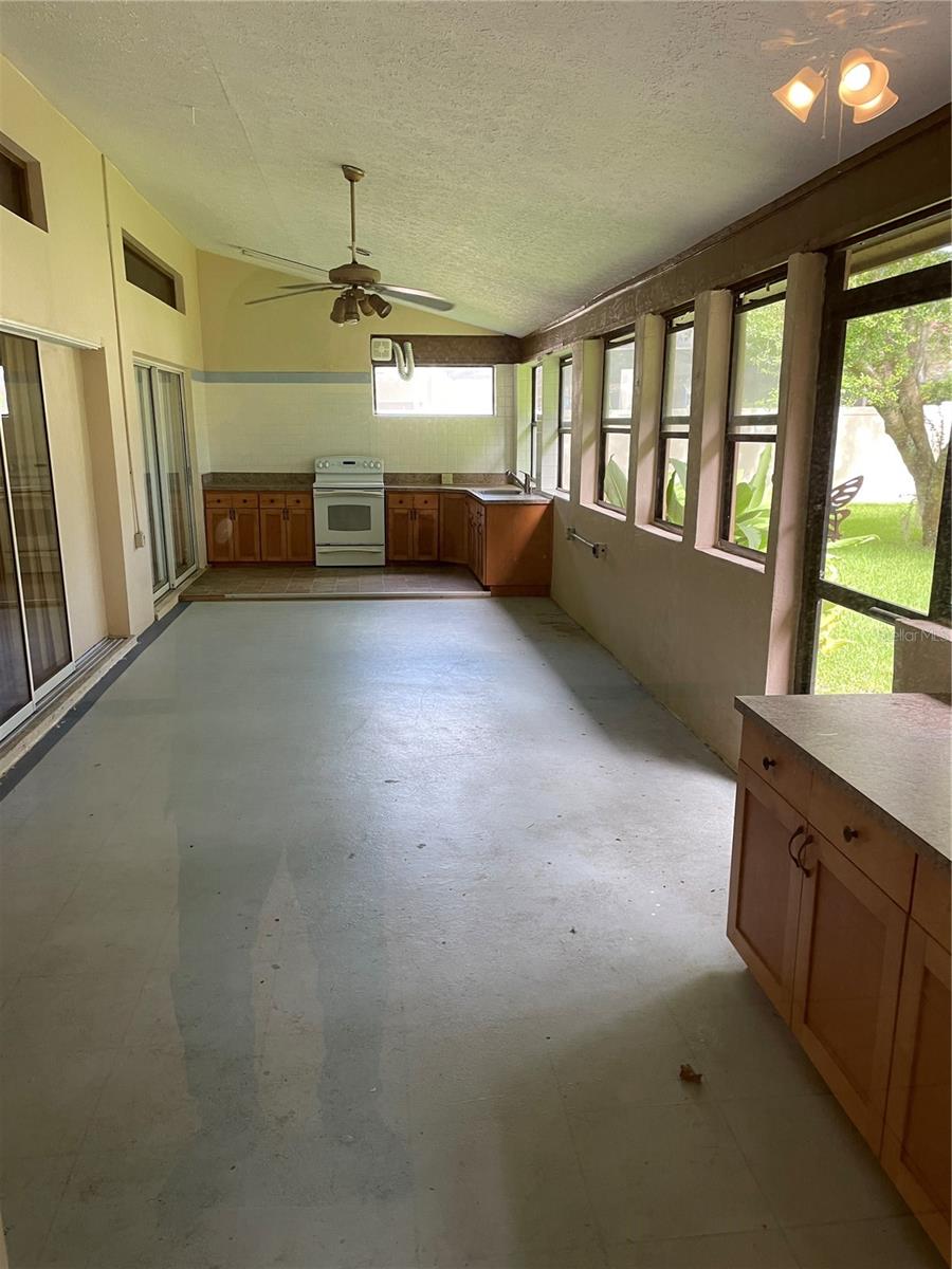 Image 21 of 28 For 3007 Forest Club Drive