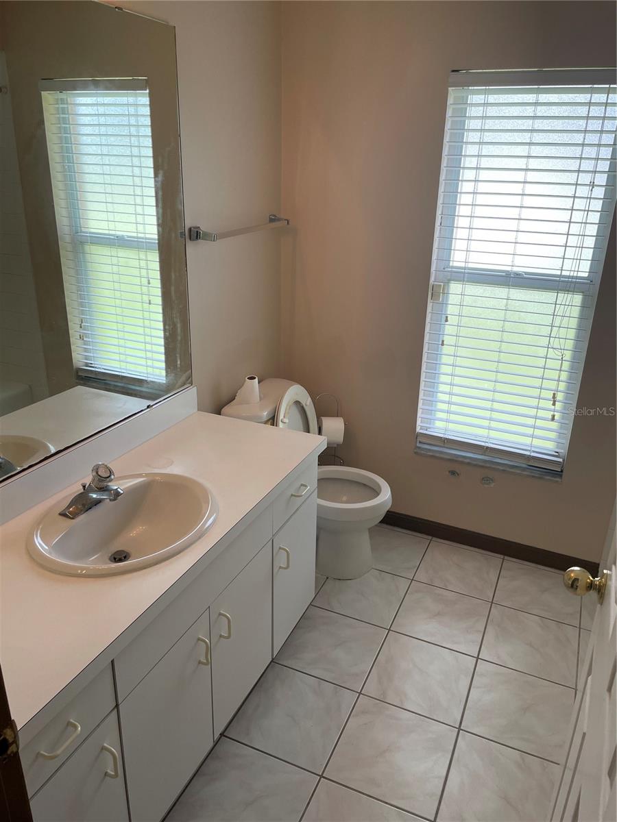 Image 25 of 28 For 3007 Forest Club Drive