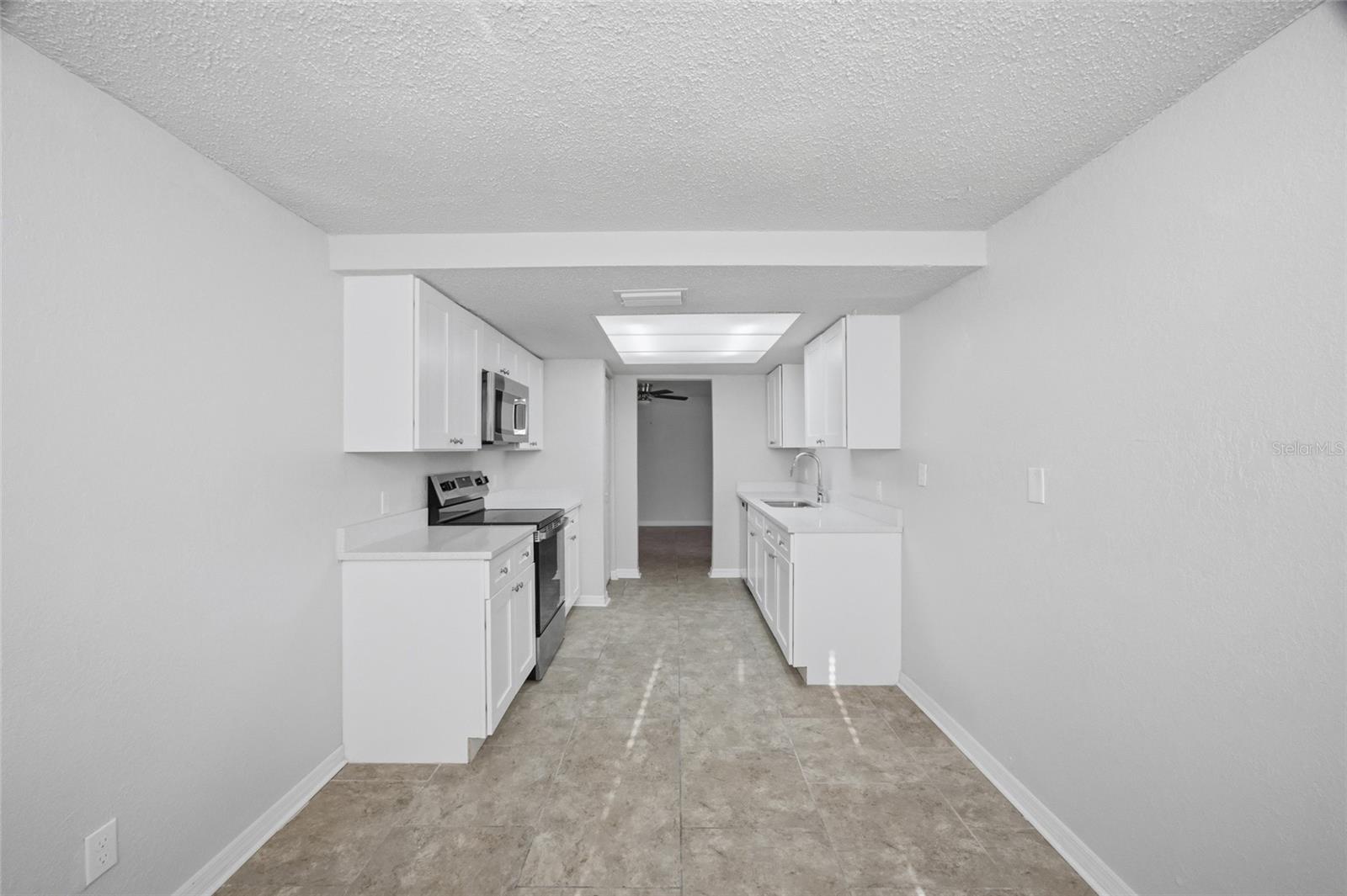 Image 13 of 34 For 6225 Westport Drive