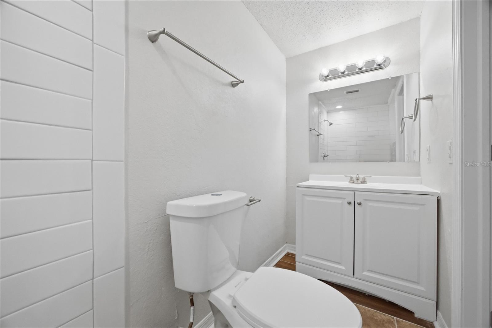 Image 17 of 34 For 6225 Westport Drive