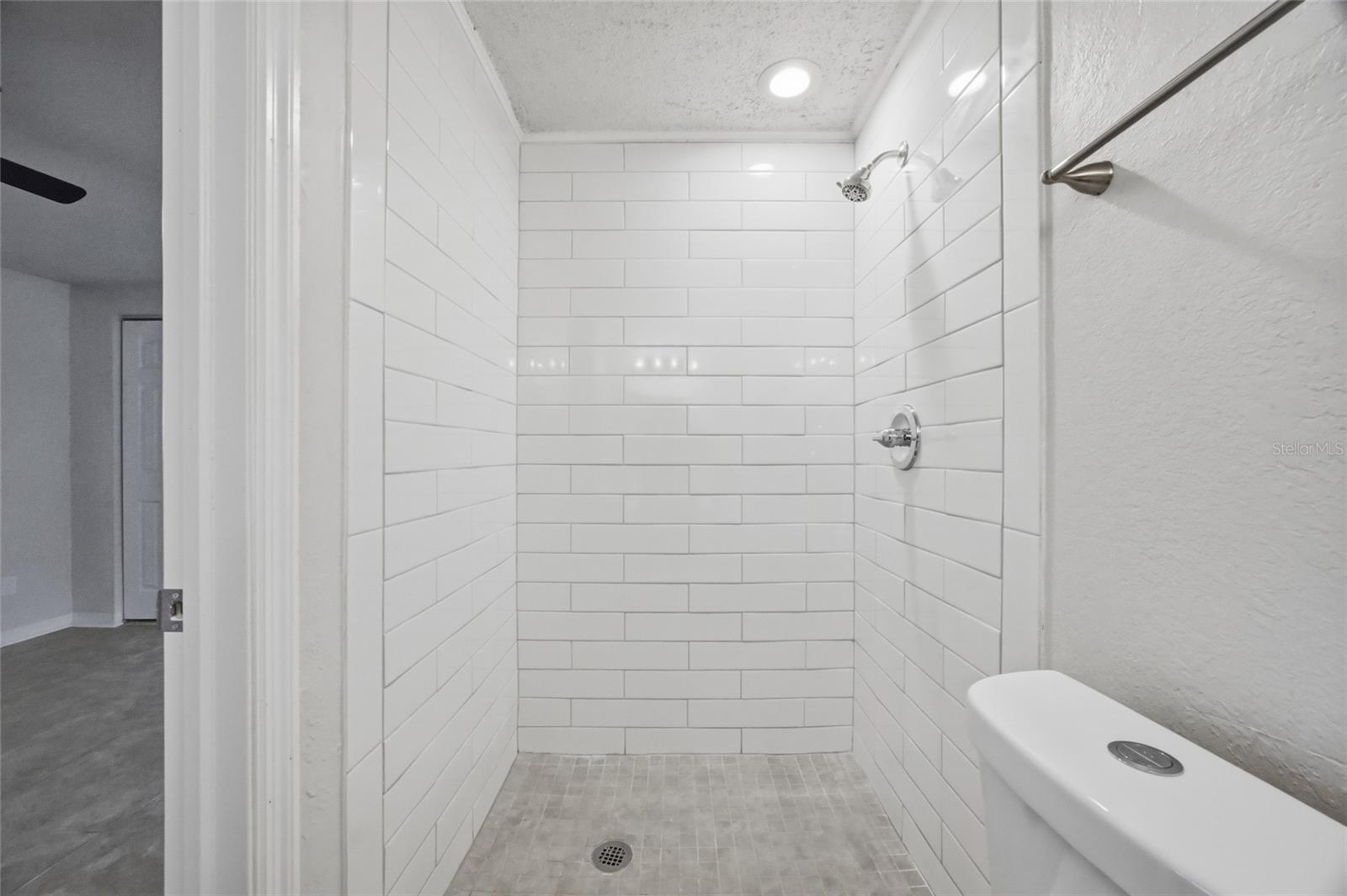 Image 18 of 34 For 6225 Westport Drive