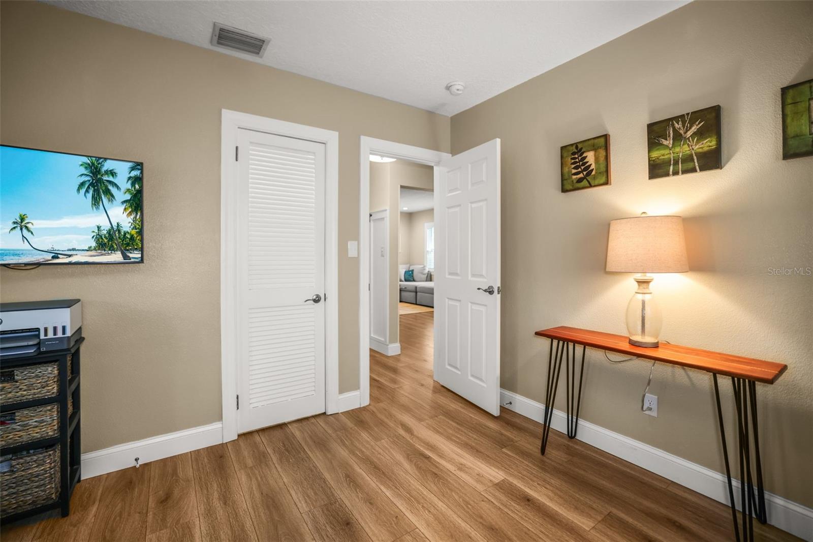 Image 16 of 37 For 1738 San Mateo Drive