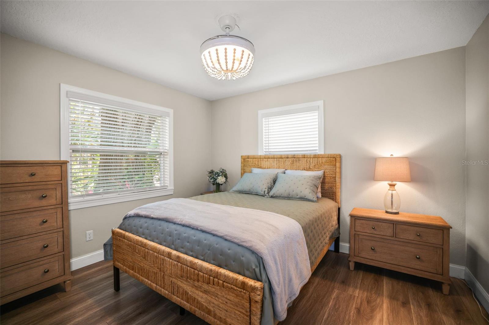 Image 17 of 37 For 1738 San Mateo Drive