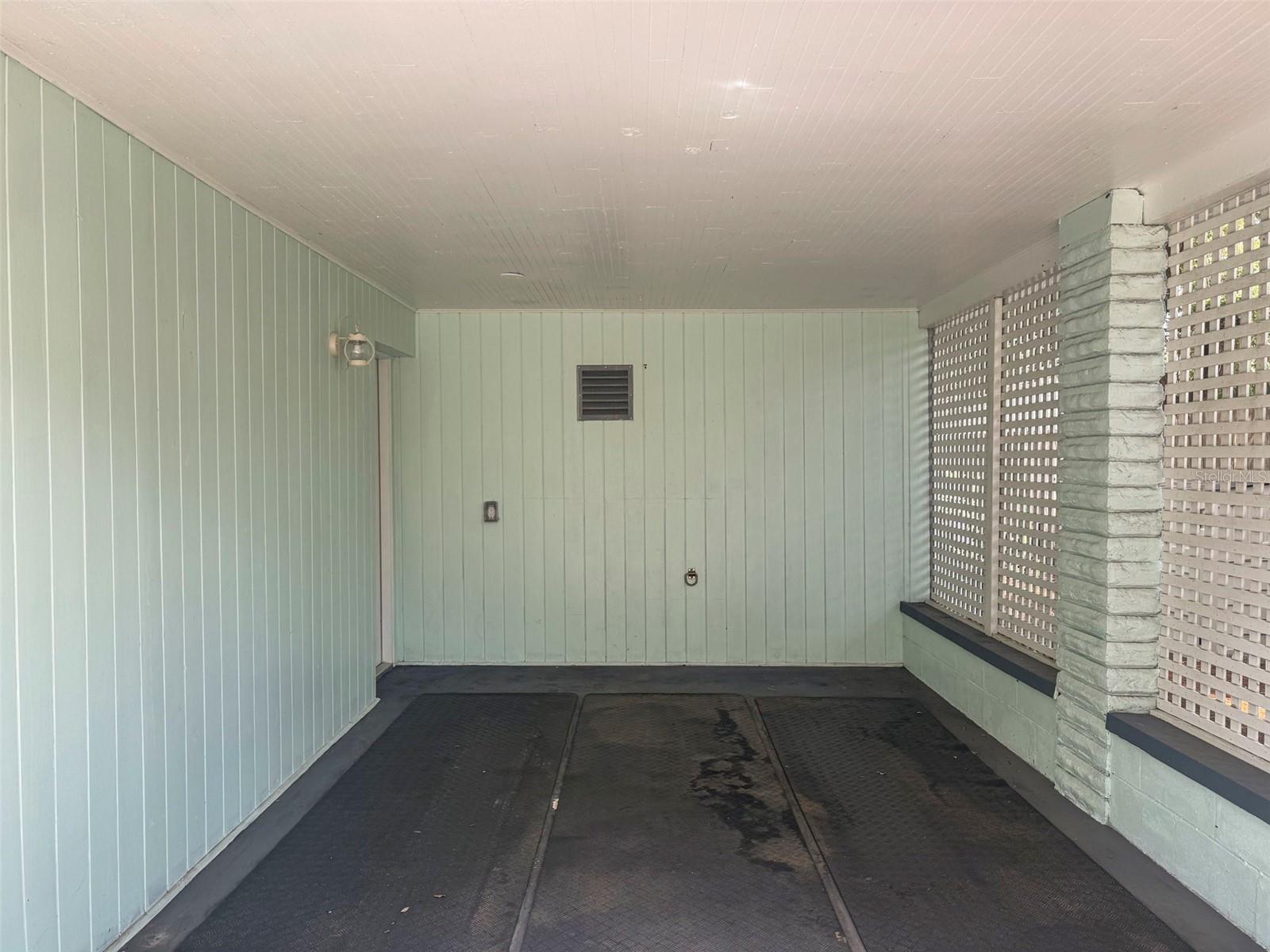 Image 21 of 37 For 1738 San Mateo Drive